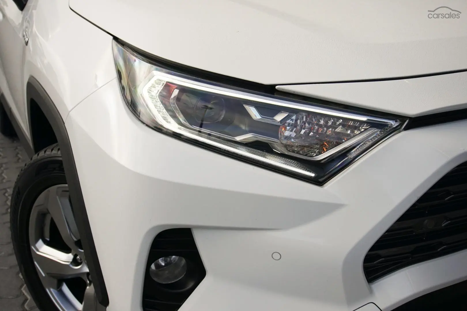 2020 Toyota RAV4 Image 11