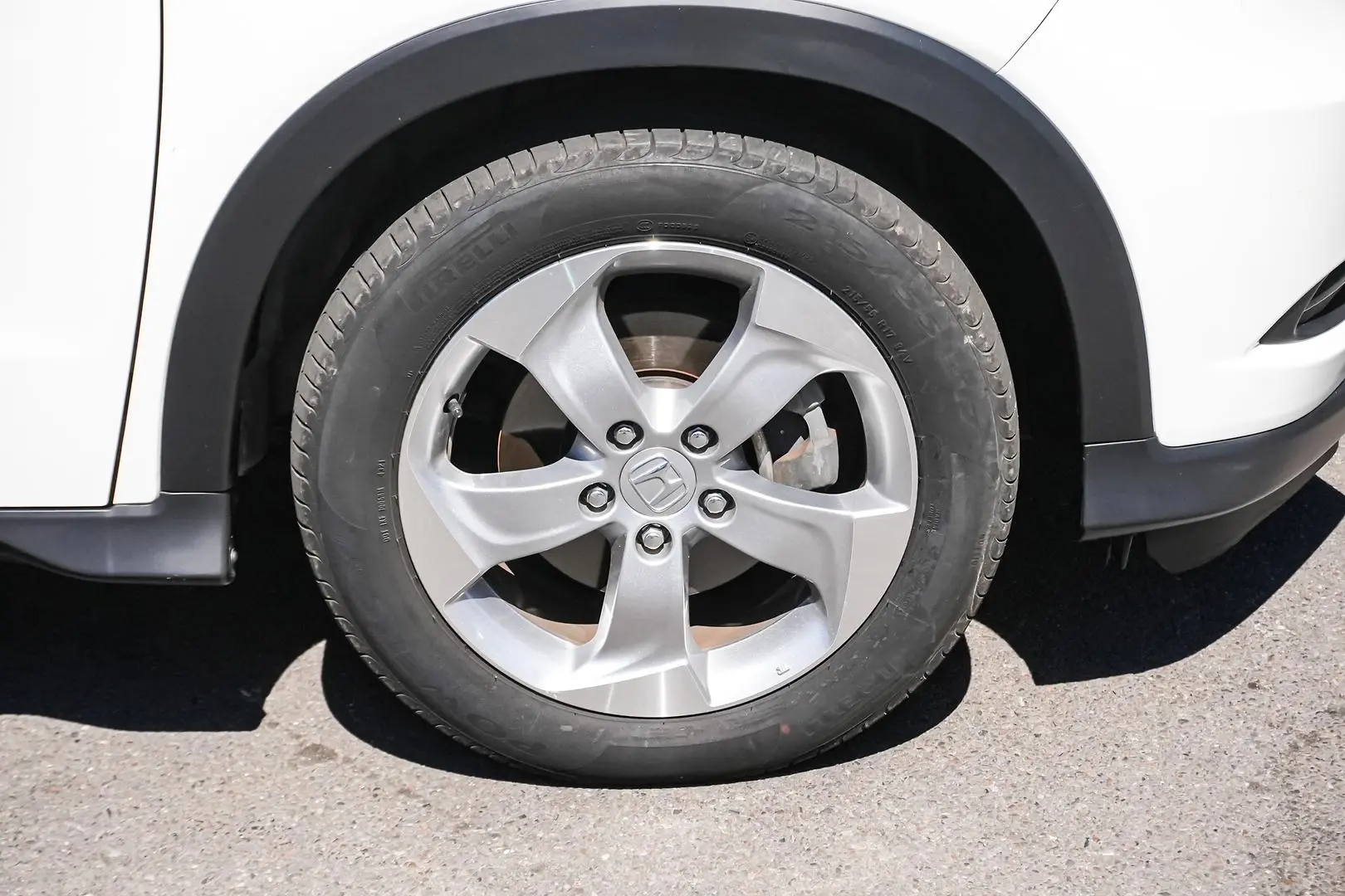 2017 Honda HR-V Gallery Image 10