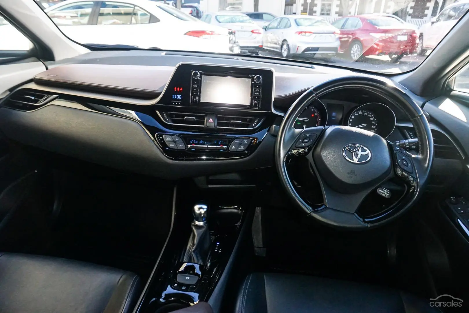 2019 Toyota C-HR Image 9