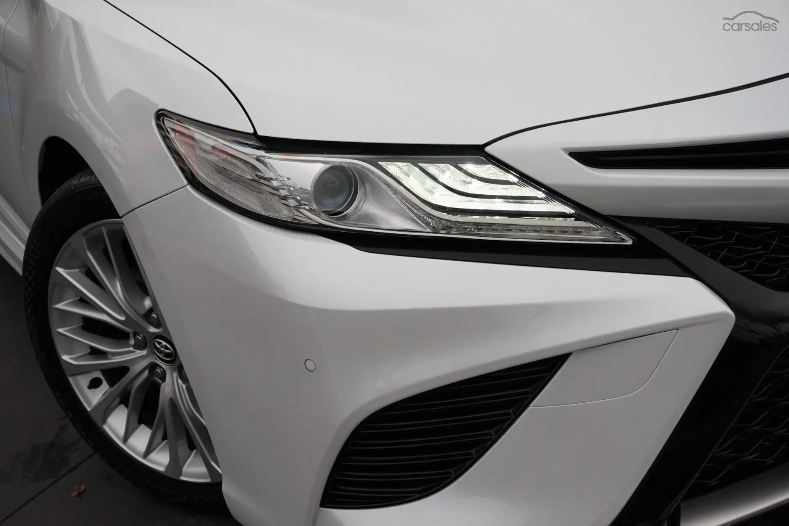 2018 Toyota Camry Image 12