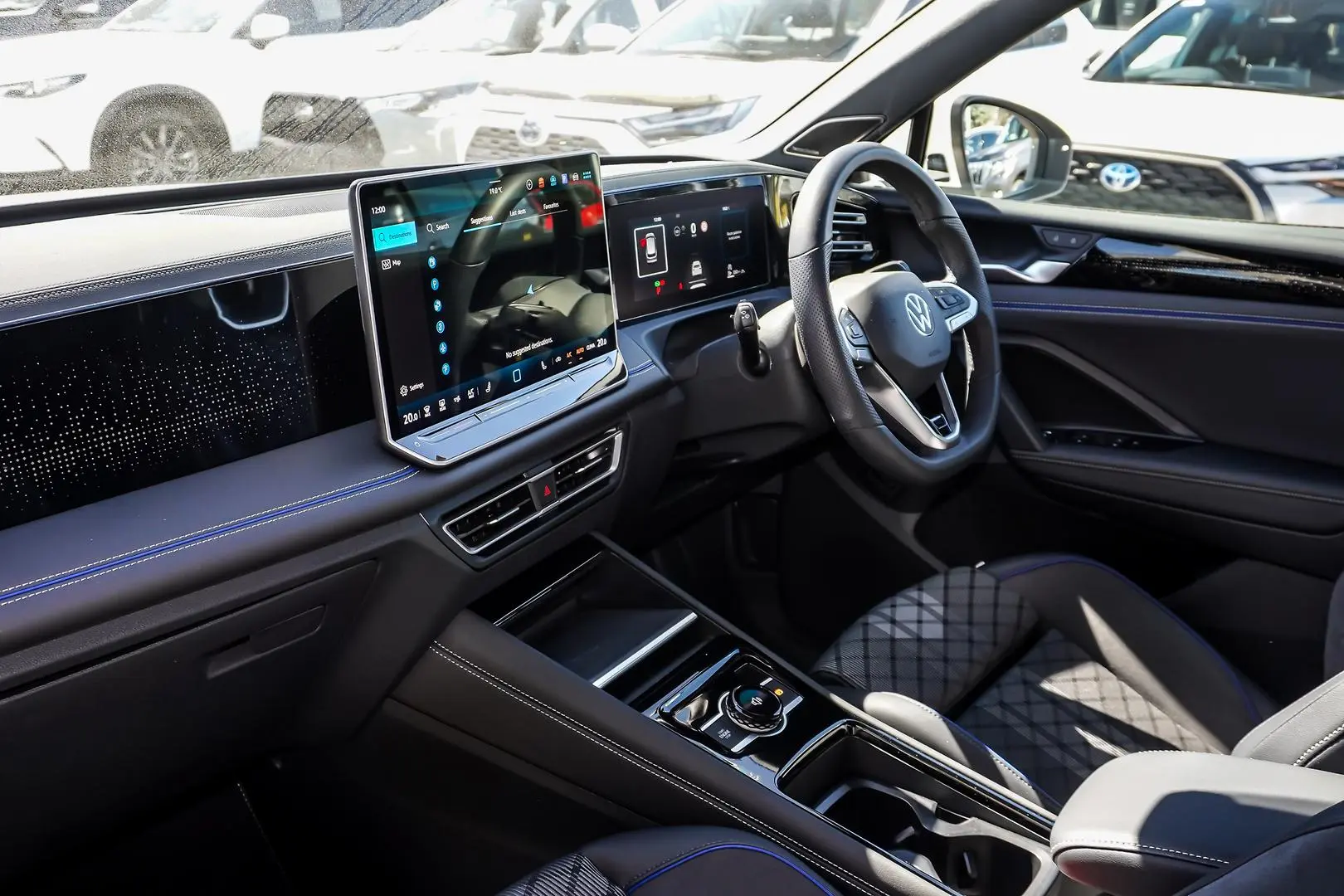 2025 Volkswagen Tiguan Gallery Image 9