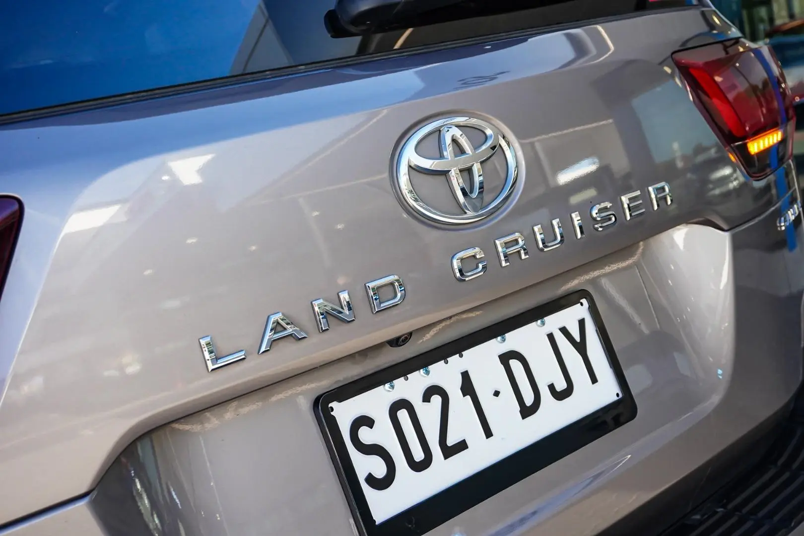 2022 Toyota Landcruiser Gallery Image 17