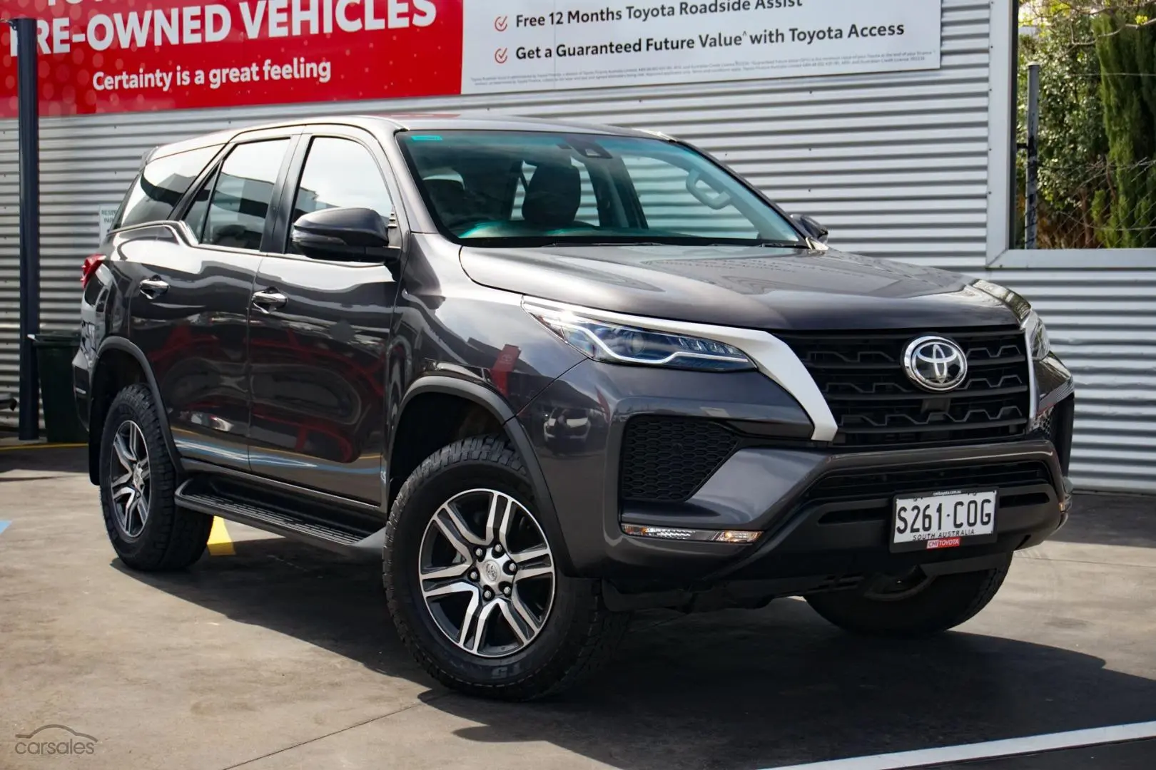 2021 Toyota Fortuner Image 1