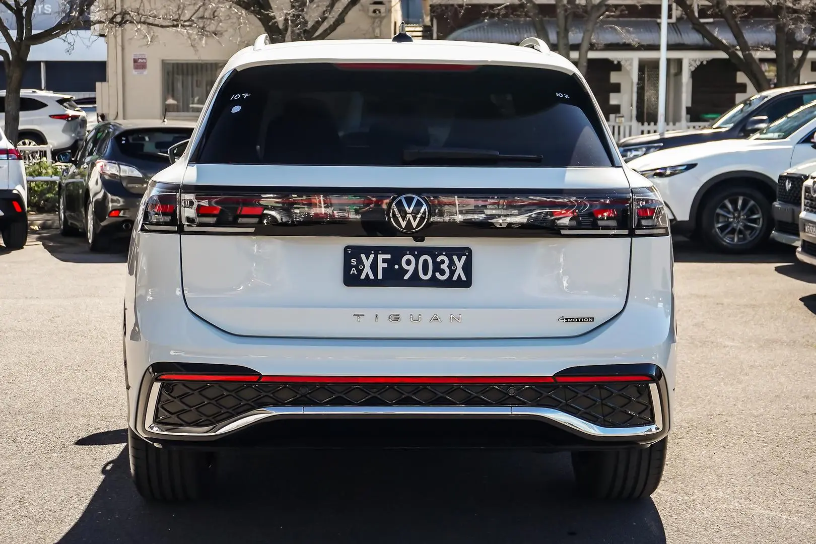 2025 Volkswagen Tiguan Gallery Image 5