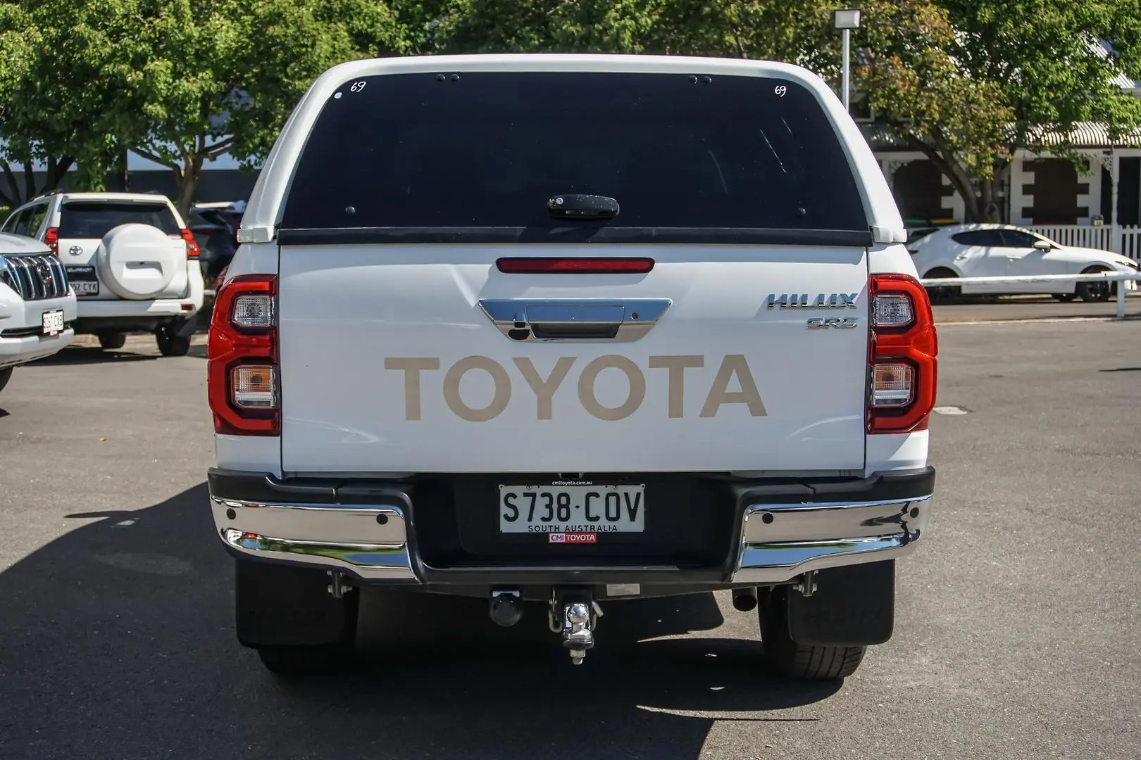 2022 Toyota Hilux Gallery Image 5