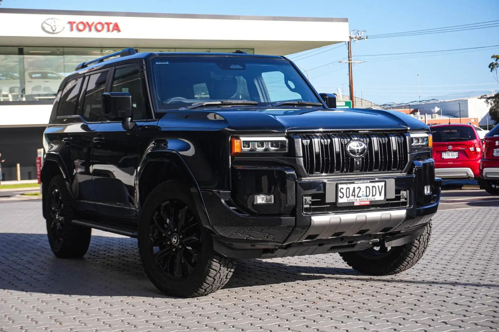 2024 Toyota Landcruiser Prado Gallery Image 2