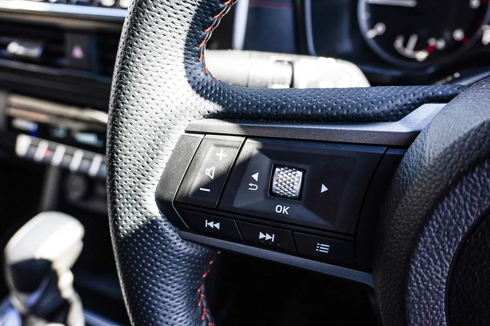 2024 Mitsubishi Triton Gallery Image 22