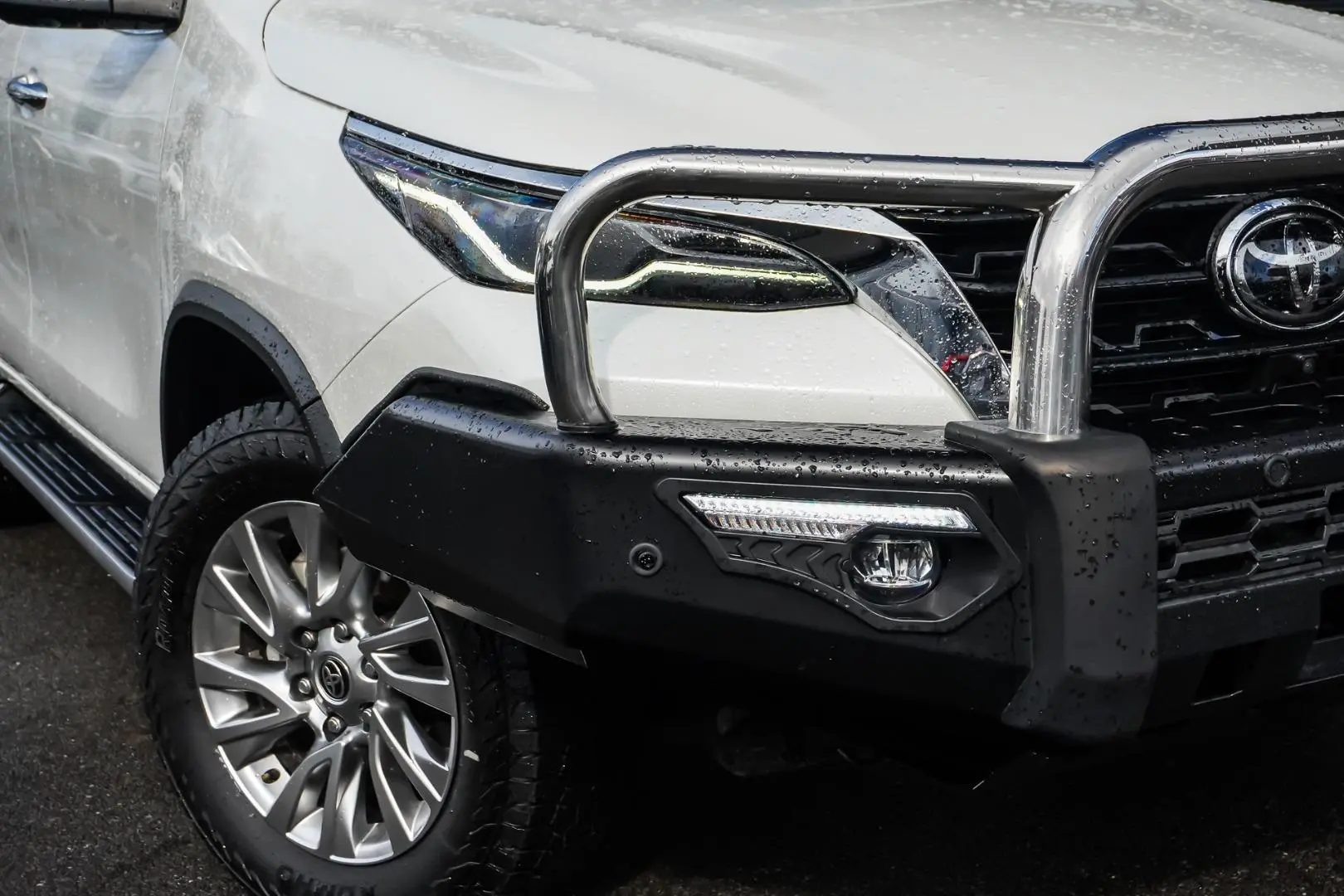 2022 Toyota Fortuner Gallery Image 11