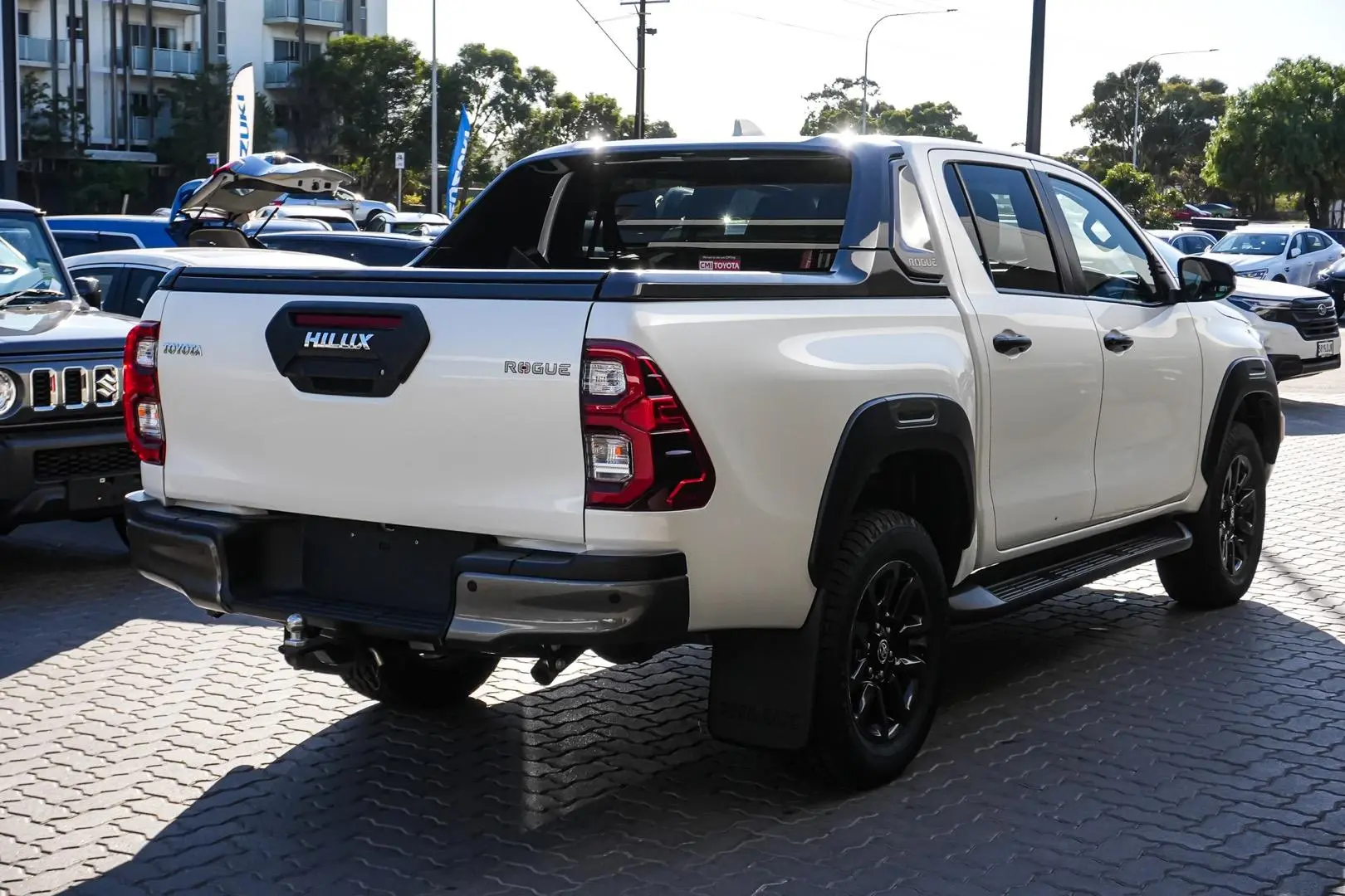2022 Toyota Hilux Gallery Image 4
