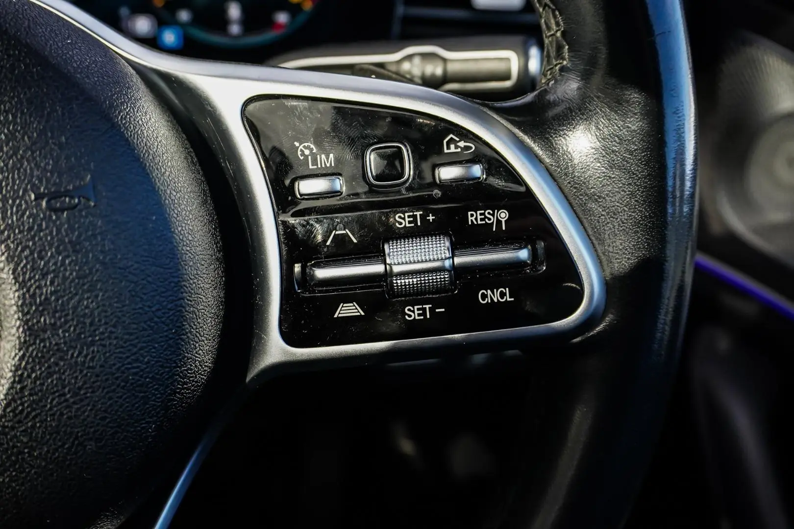 2019 Mercedes-Benz GLE-Class Gallery Image 26