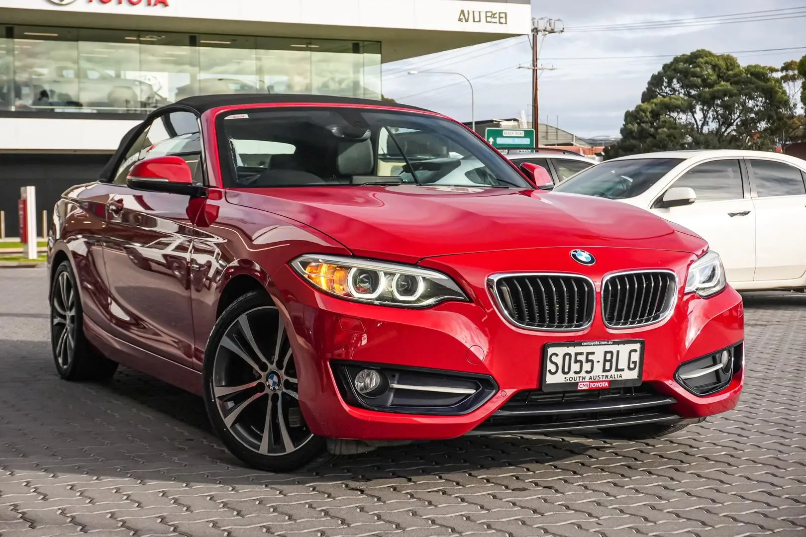2014 BMW 2 Series Gallery Image 2