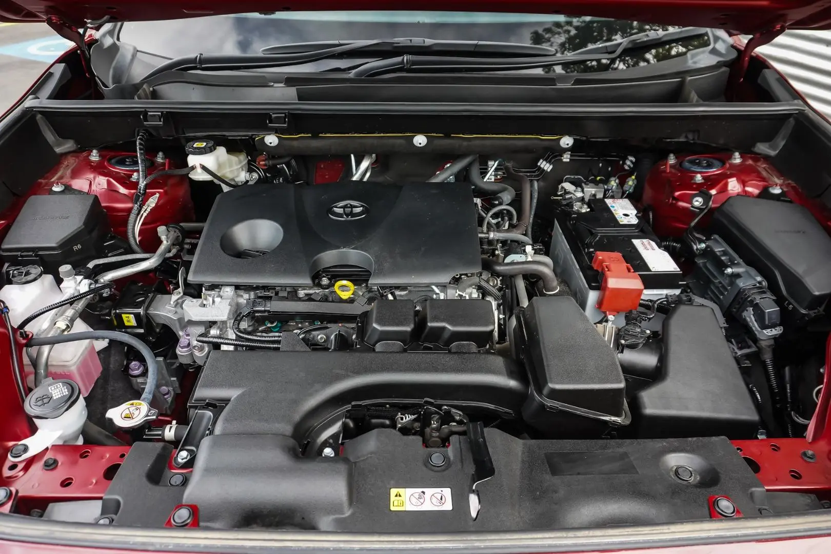 2024 Toyota RAV4 Gallery Image 24