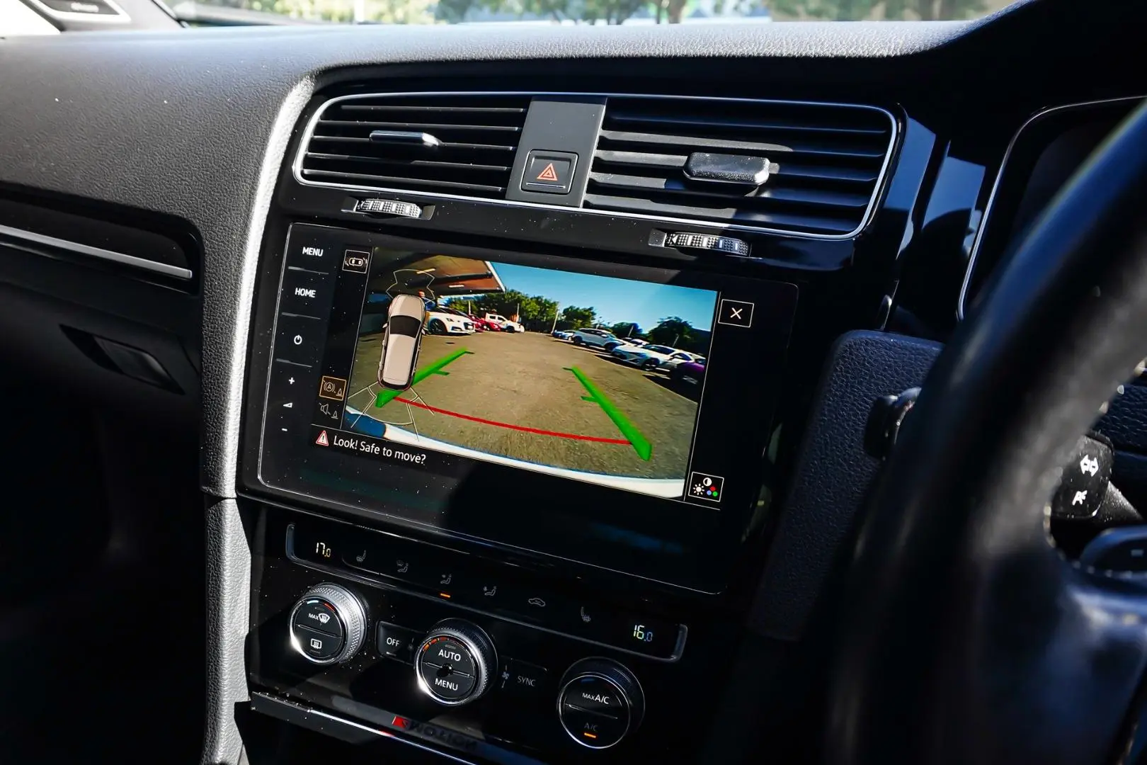 2018 Volkswagen Golf Gallery Image 23