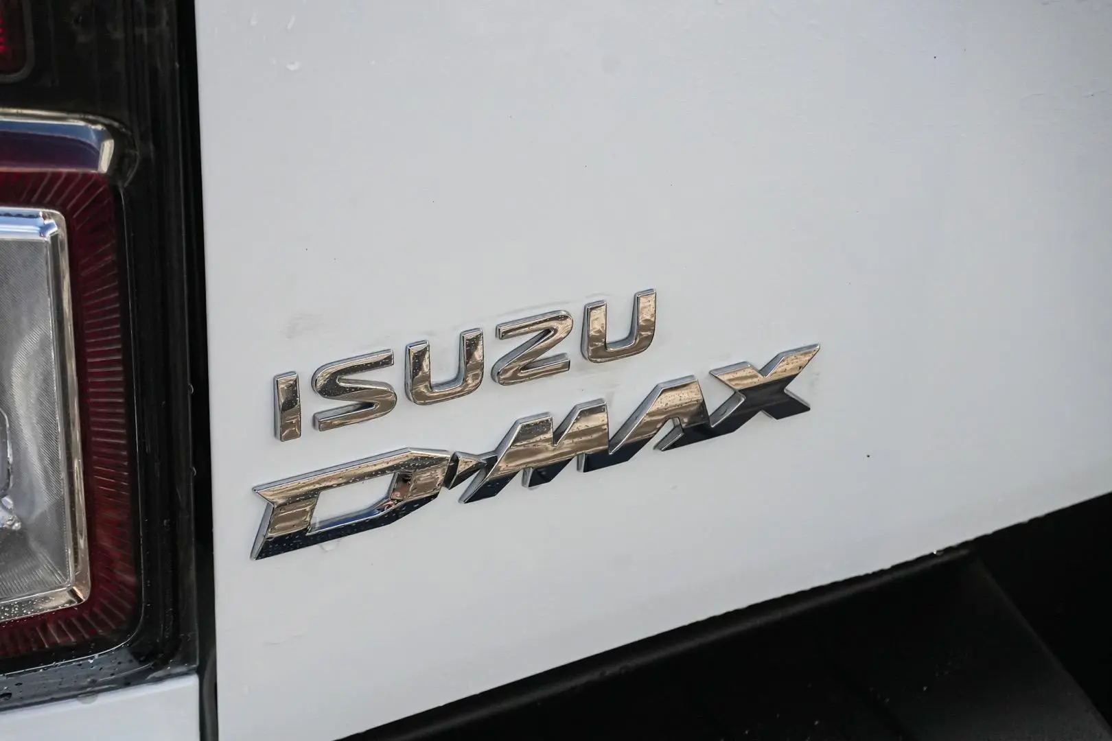 2023 Isuzu D-MAX Gallery Image 14