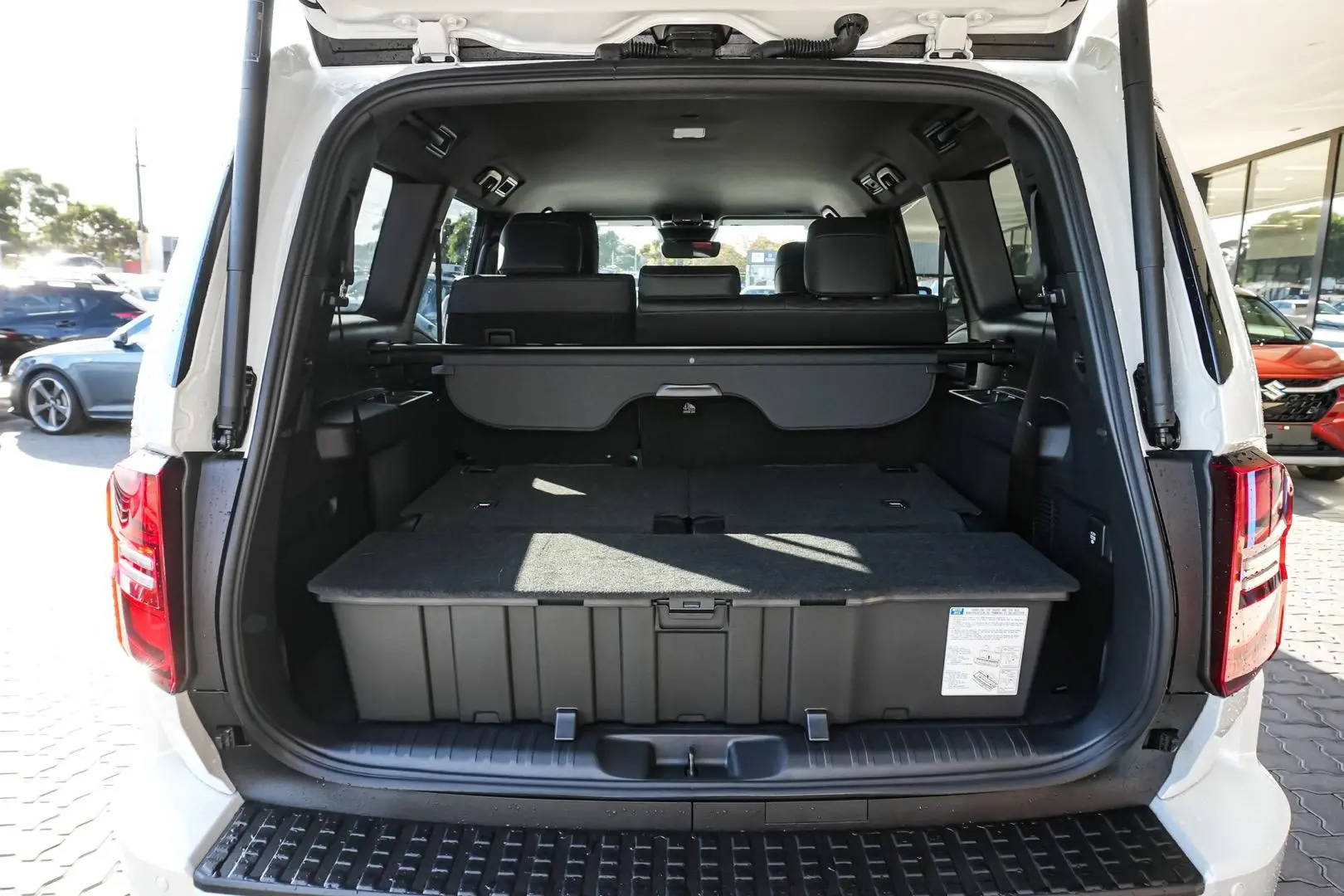 2026 Toyota Landcruiser Prado Gallery Image 11