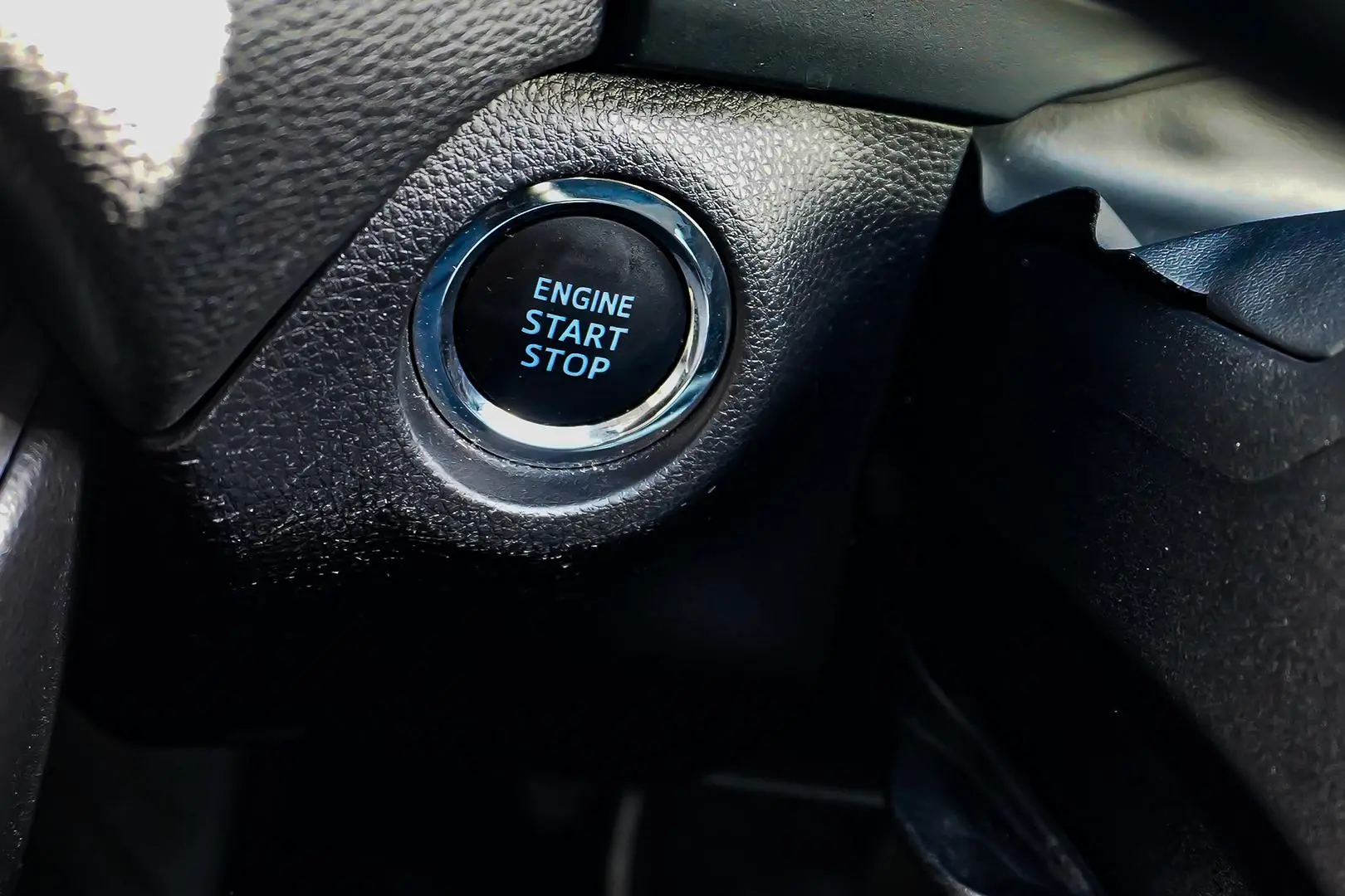 2021 Toyota RAV4 Gallery Image 24