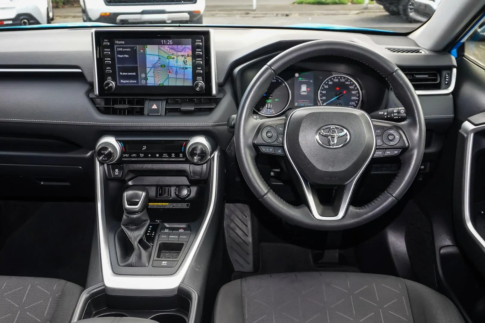 2020 Toyota RAV4 Gallery Image 8