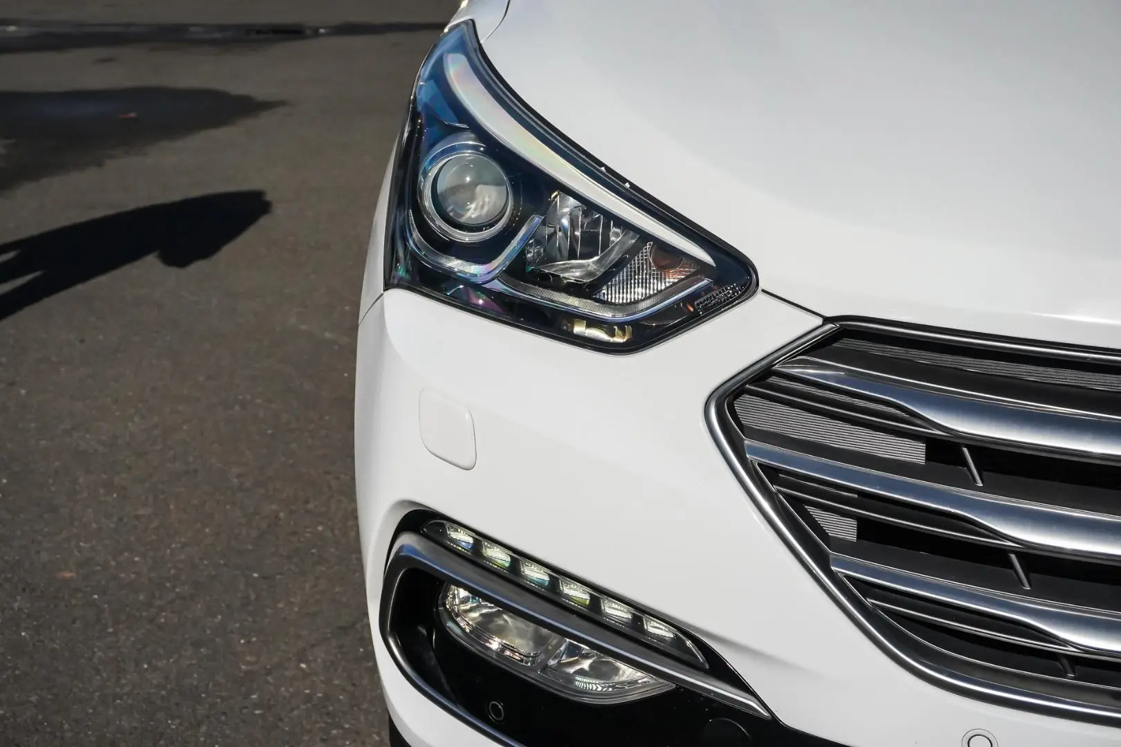 2015 Hyundai Santa Fe Gallery Image 12
