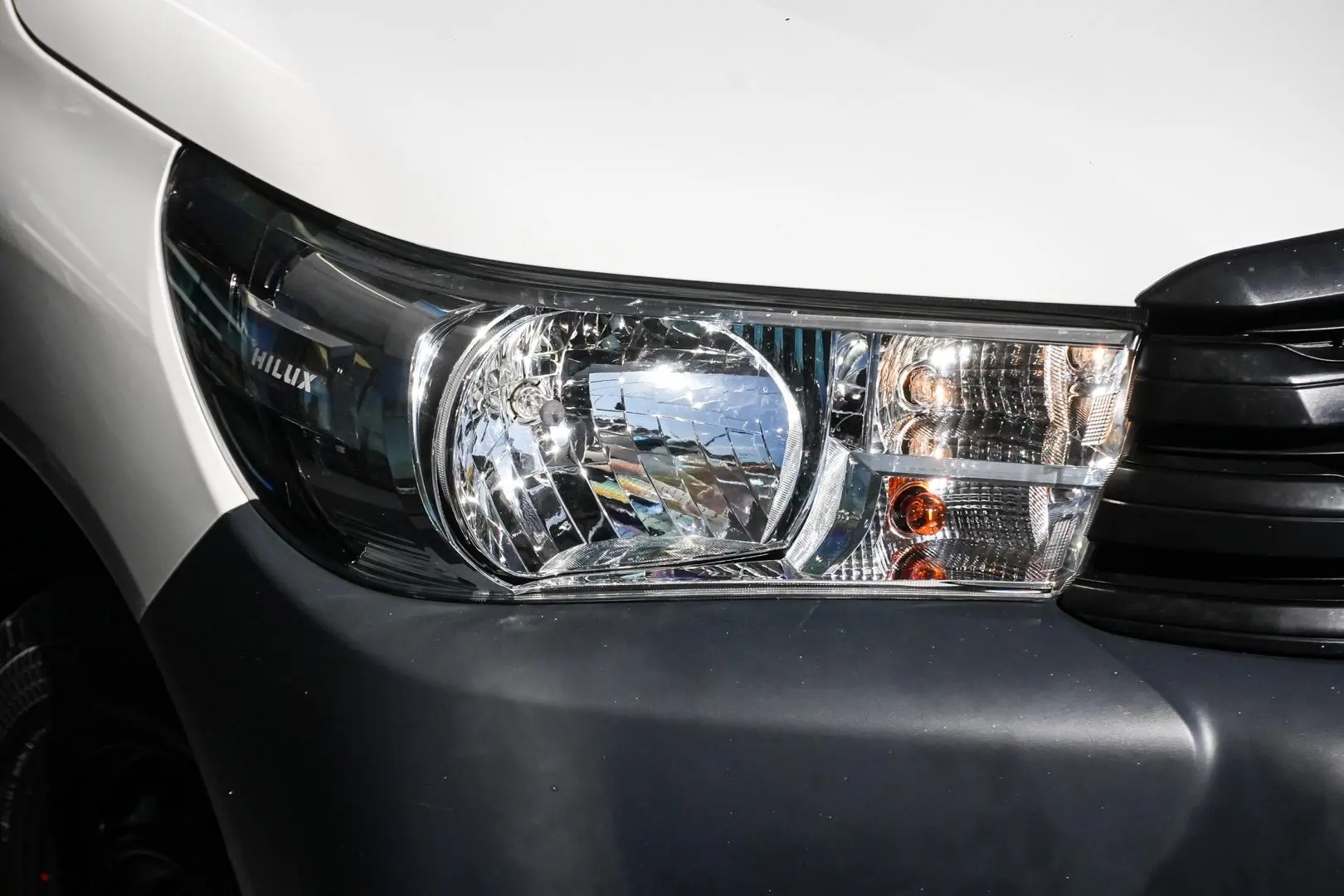 2023 Toyota Hilux Gallery Image 8