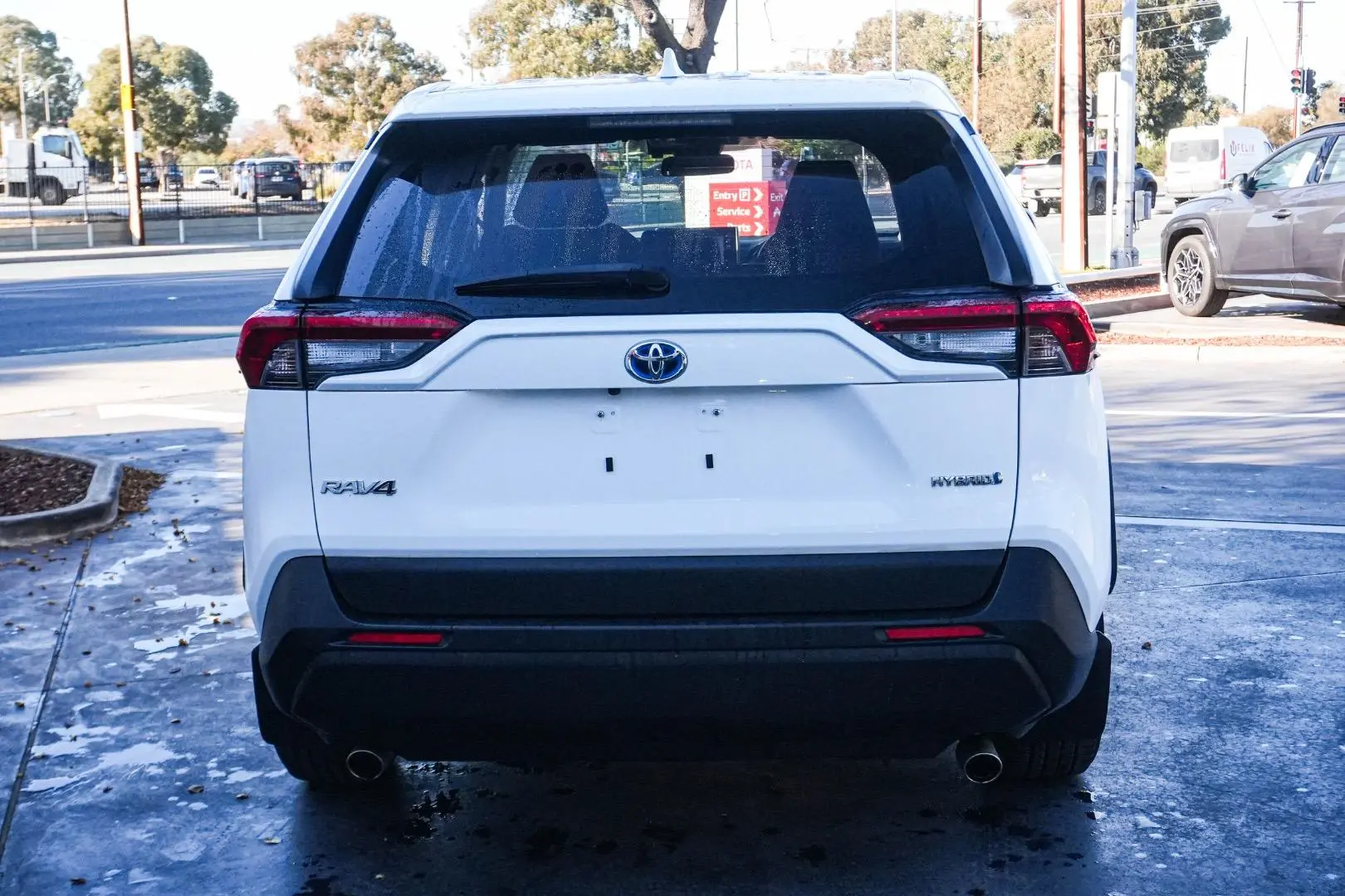 2021 Toyota RAV4 Gallery Image 6