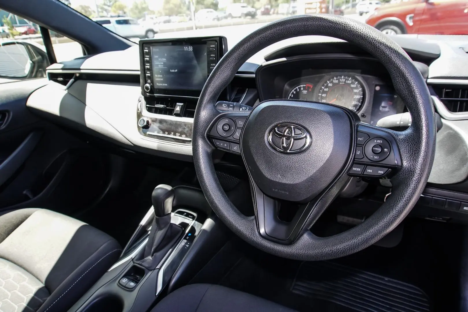 2019 Toyota Corolla Gallery Image 6