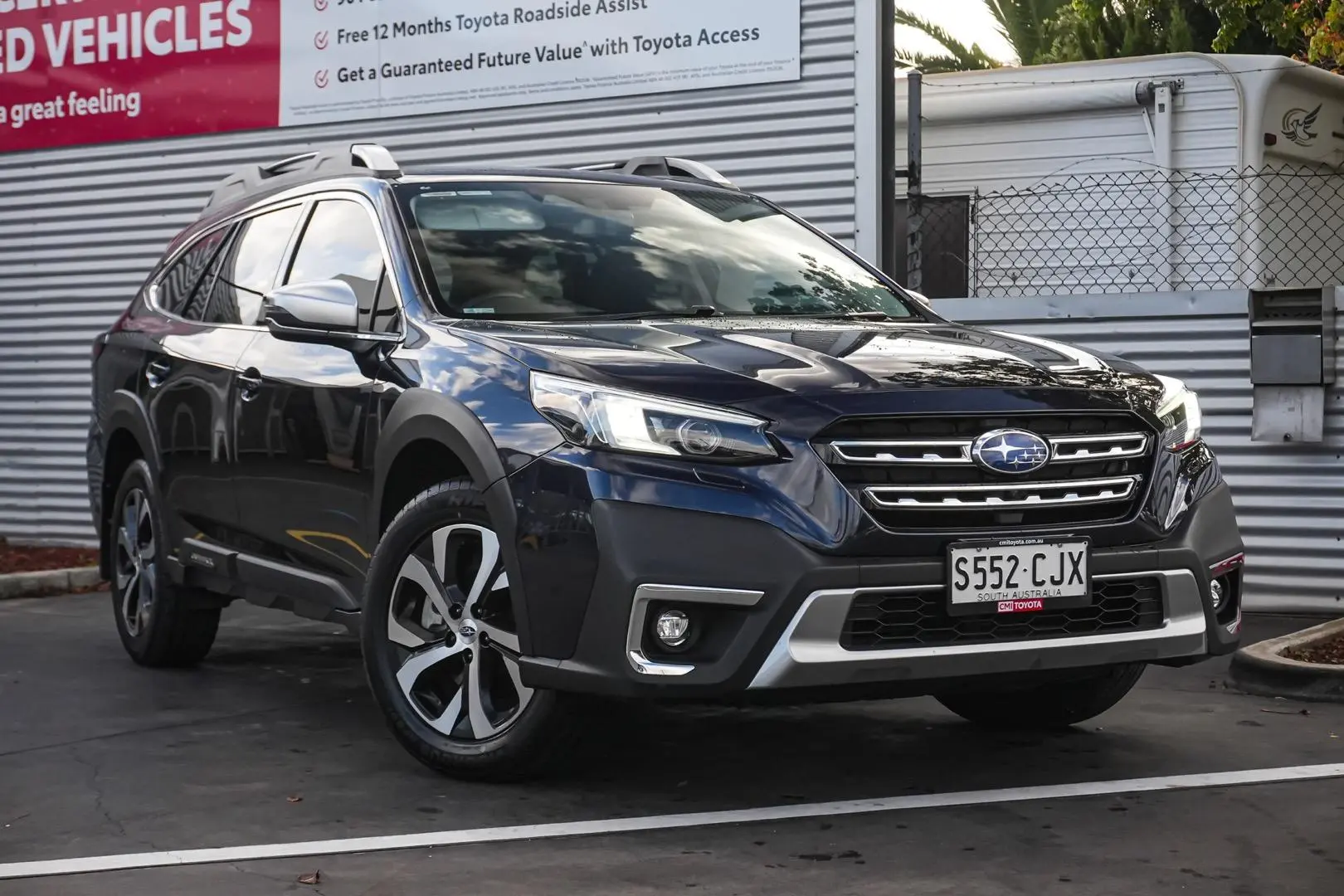 2021 Subaru Outback Gallery Image 2