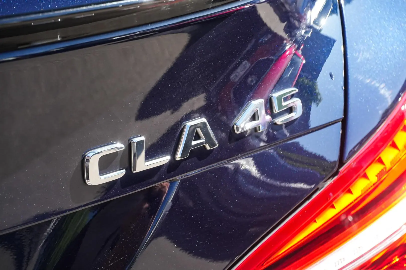 2016 Mercedes-Benz CLA-Class Gallery Image 16