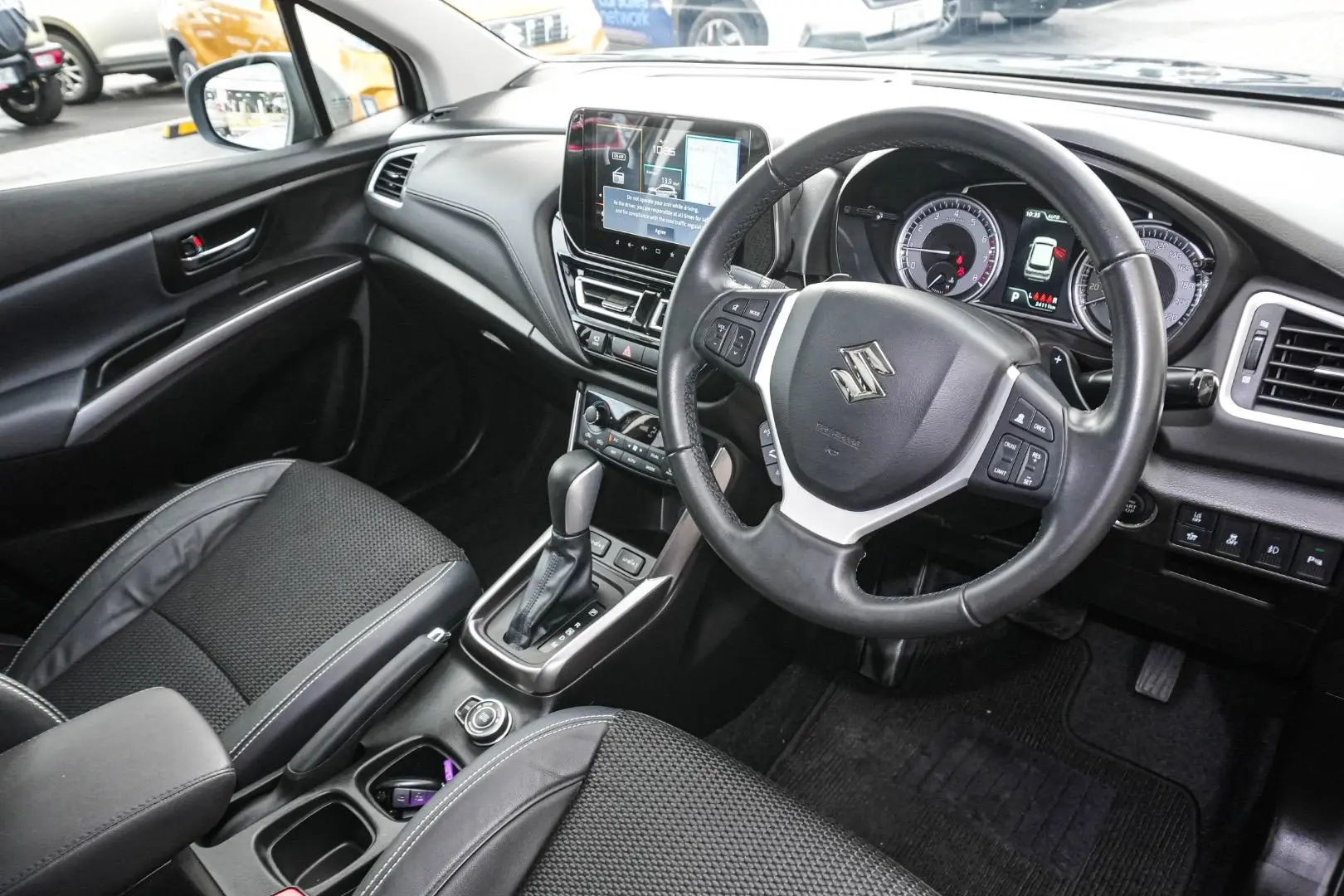 2023 Suzuki S-Cross Gallery Image 7