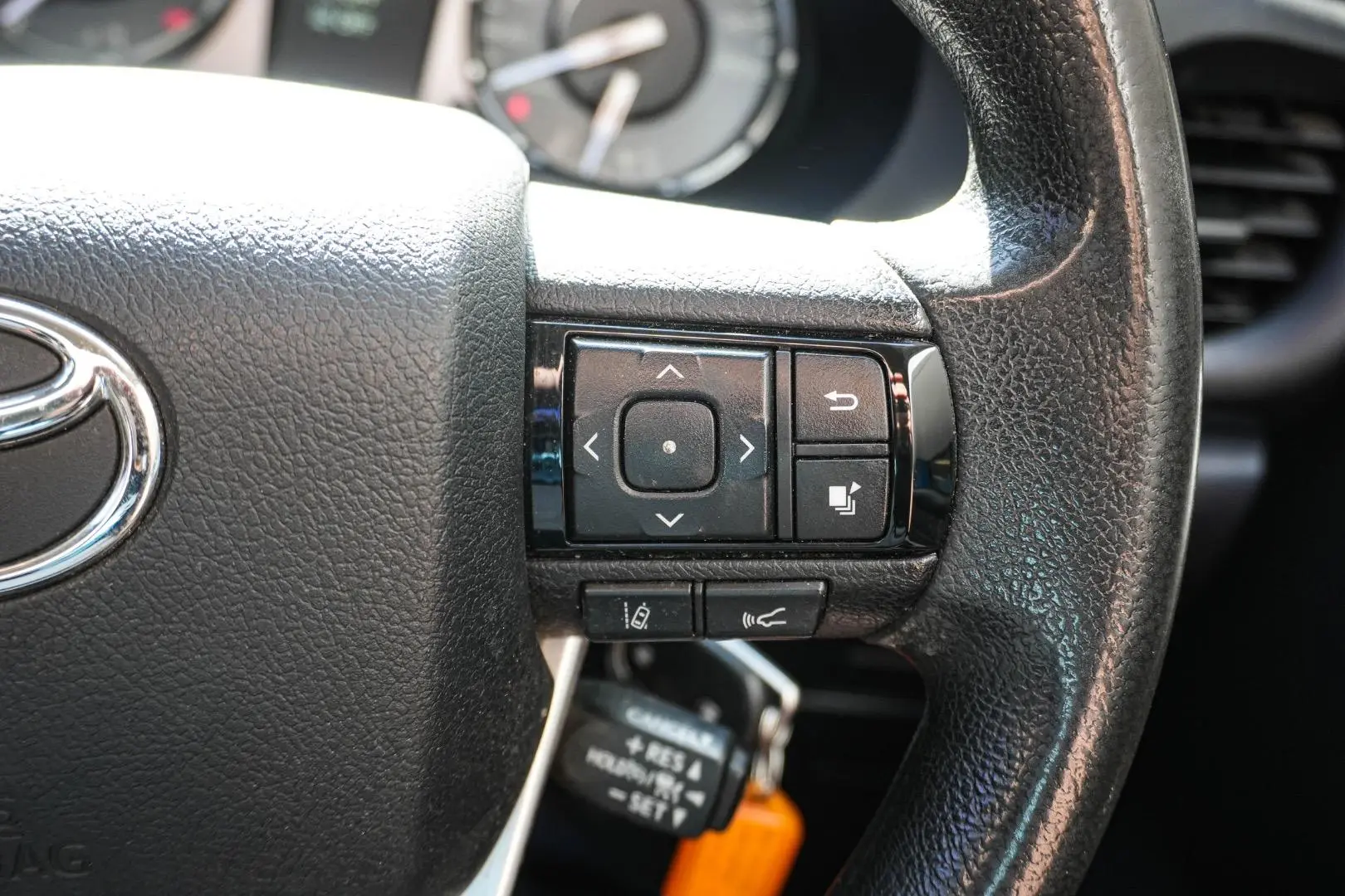 2022 Toyota Hilux Gallery Image 18