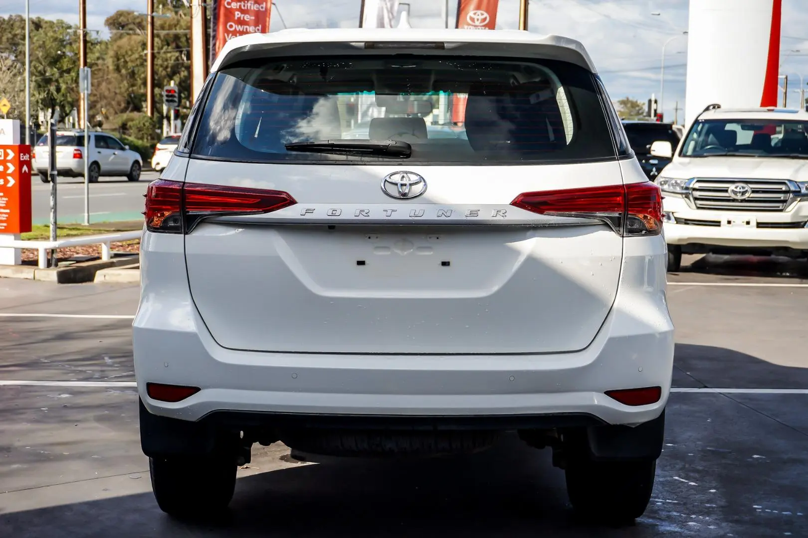2024 Toyota Fortuner Gallery Image 6
