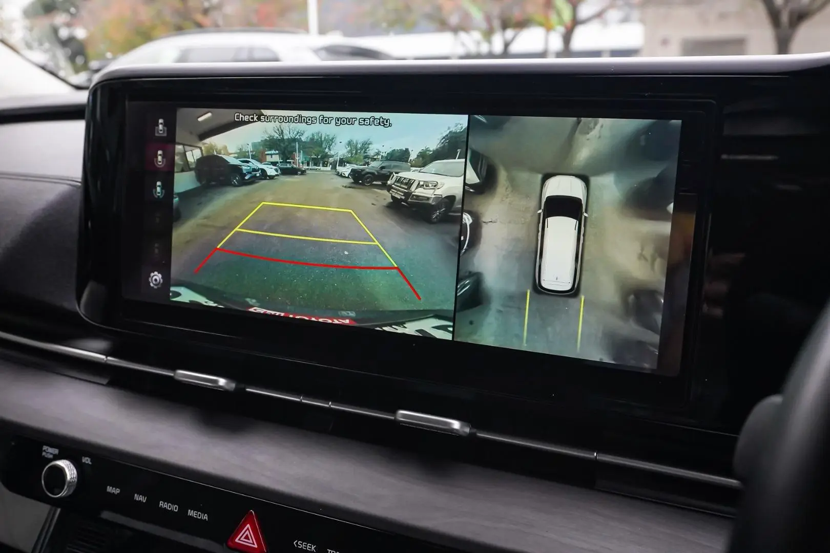 2021 Kia Carnival Gallery Image 22
