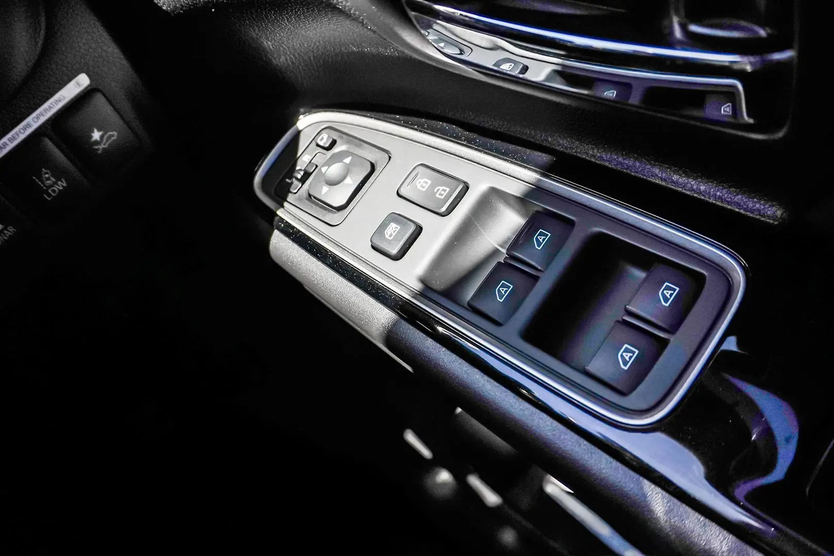 2021 Mitsubishi Outlander Gallery Image 28