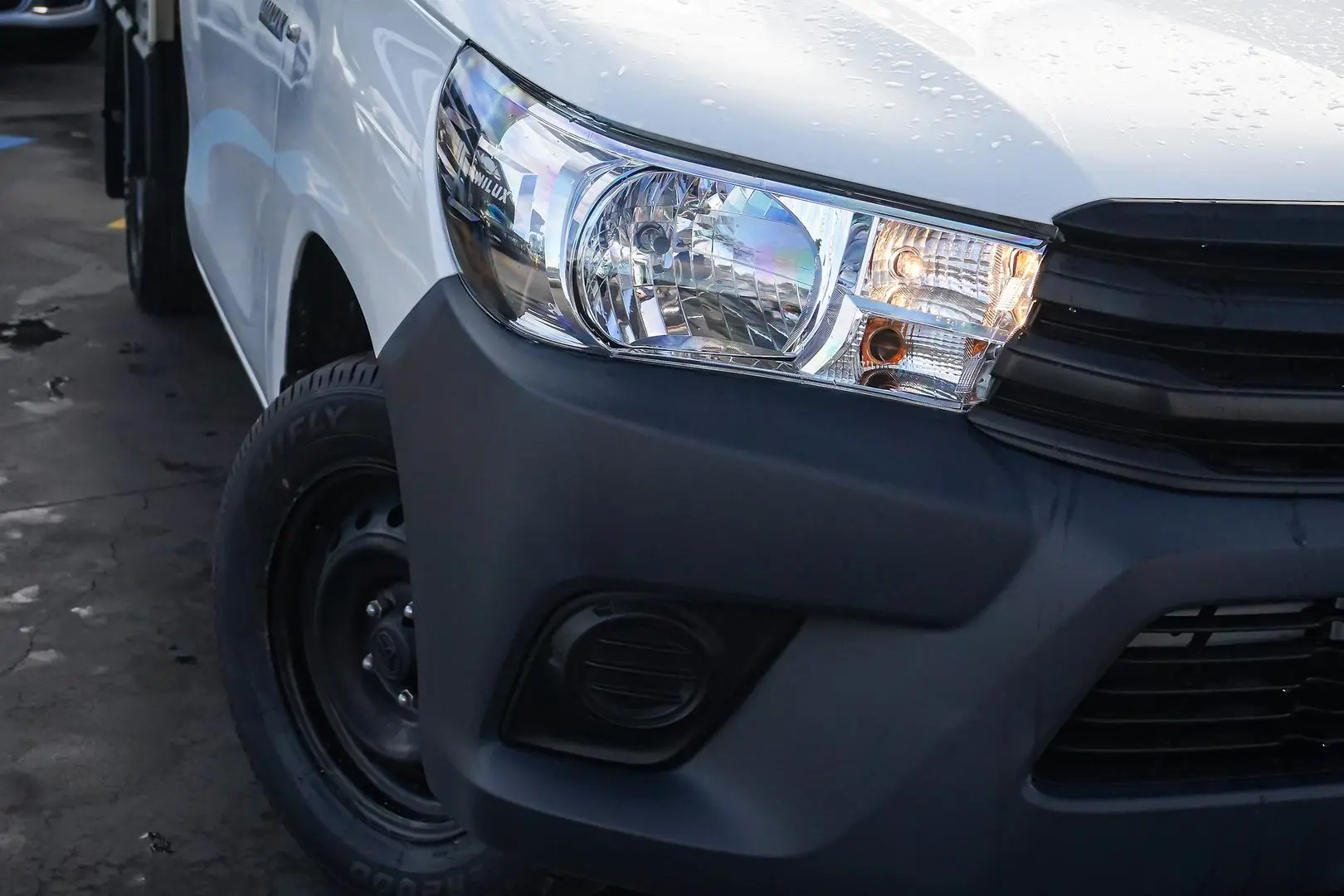 2022 Toyota Hilux Gallery Image 9