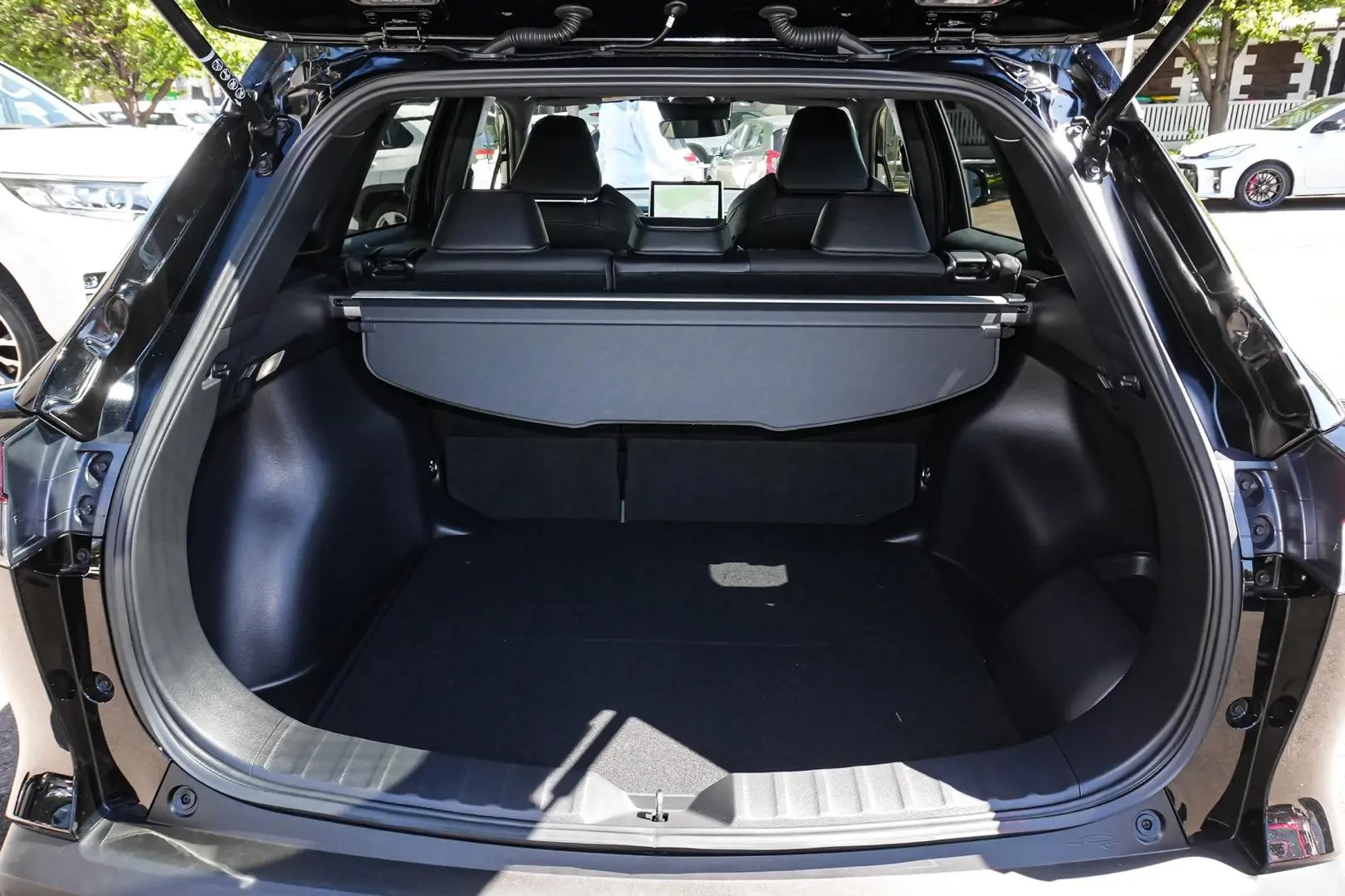 2023 Toyota Corolla Cross Gallery Image 10