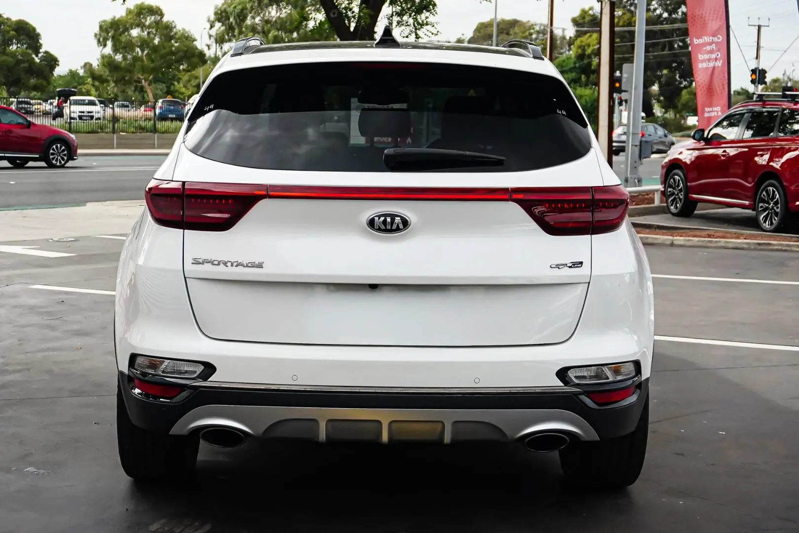 2021 Kia Sportage Gallery Image 6