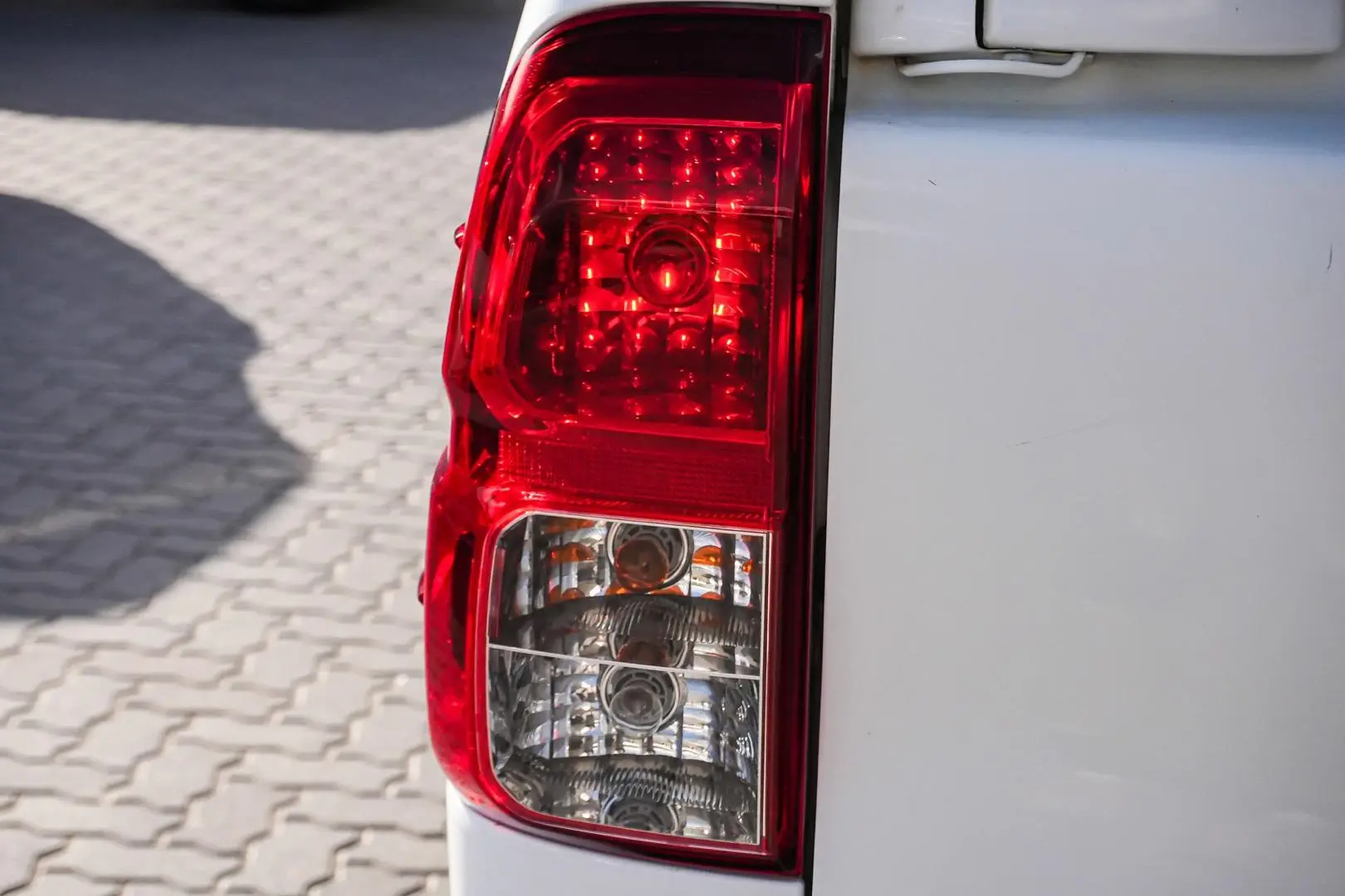 2018 Toyota Hilux Gallery Image 14