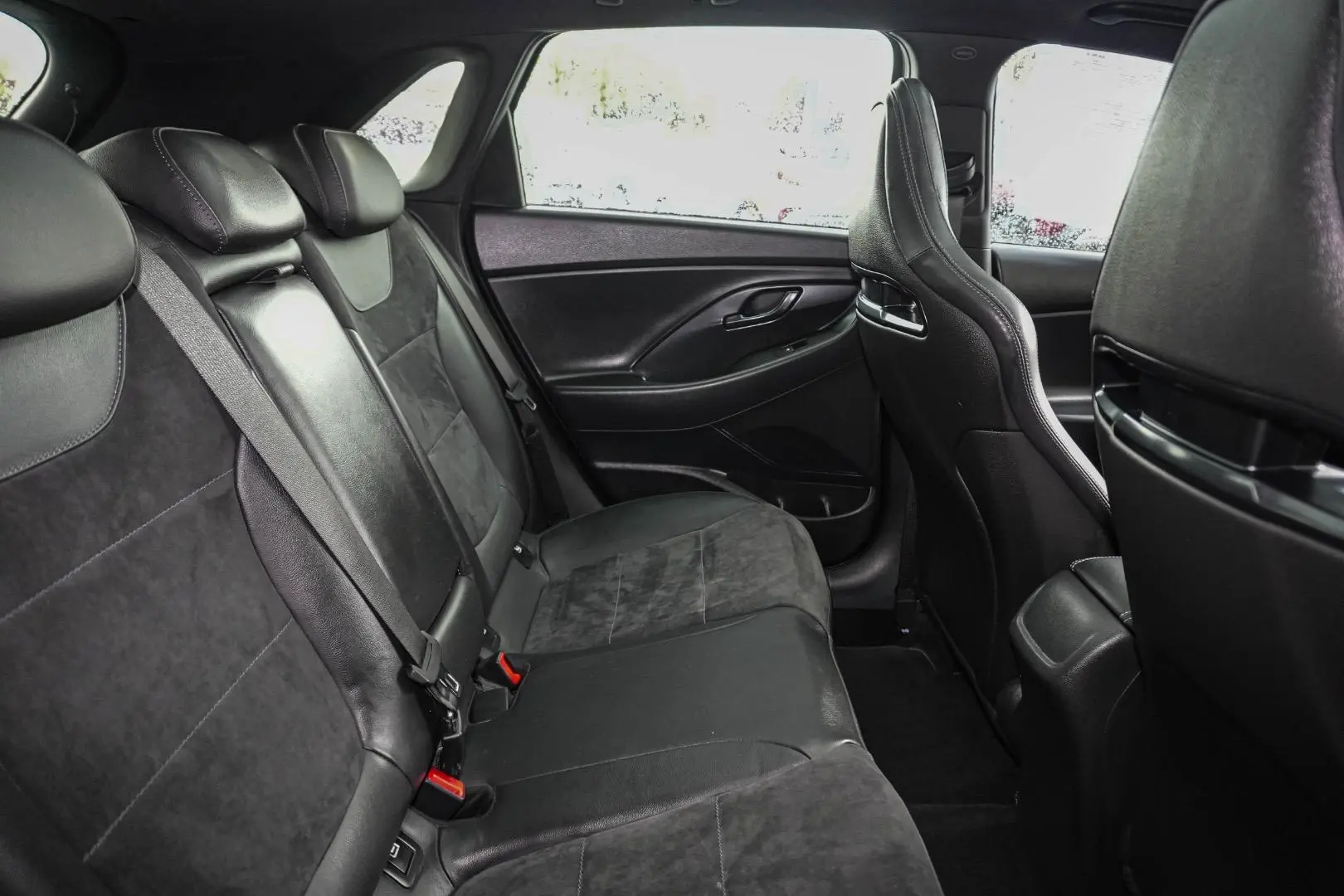 2023 Hyundai i30 Gallery Image 14