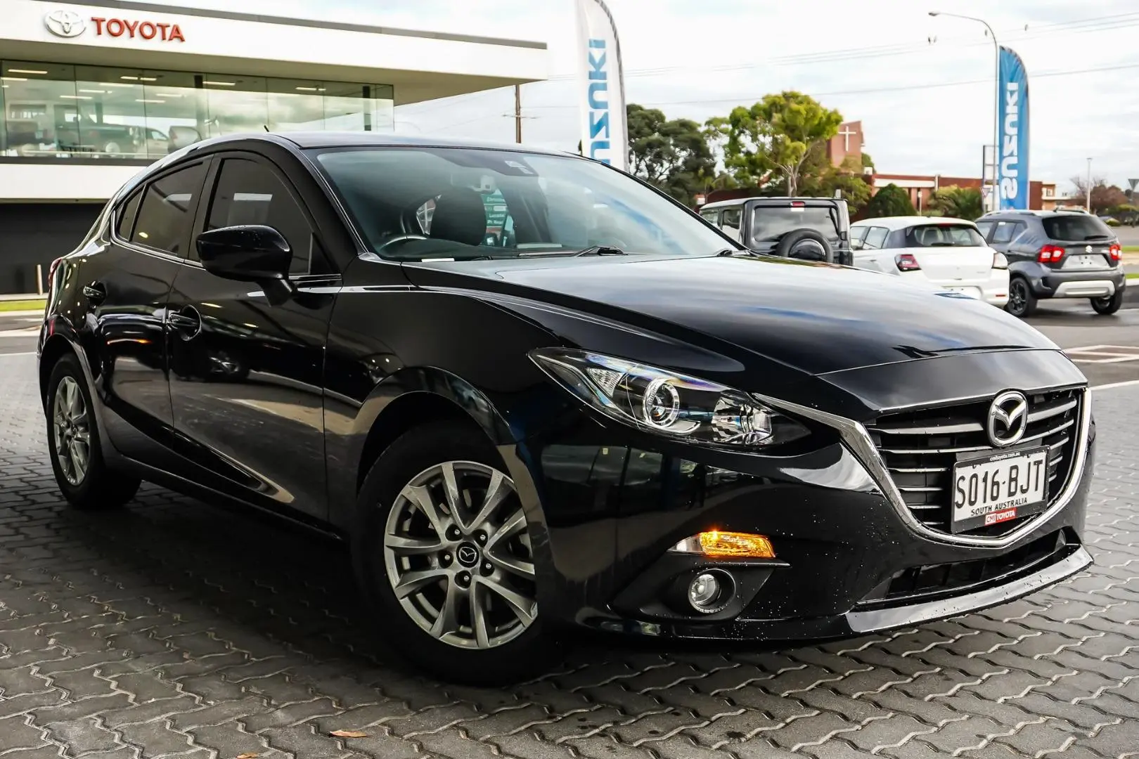 2015 Mazda 3 Gallery Image 1