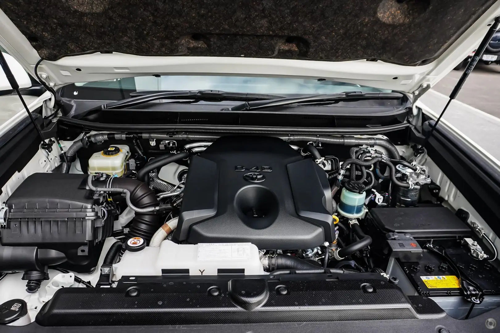 2022 Toyota Landcruiser Prado Gallery Image 27
