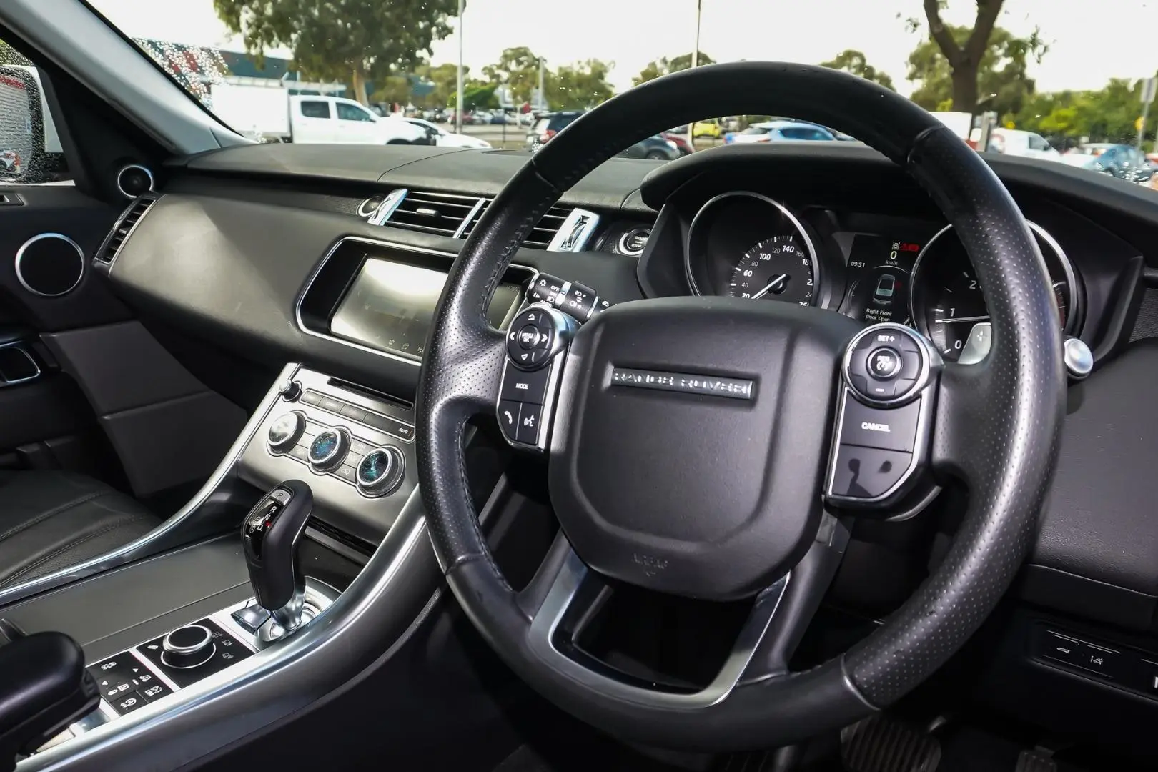 2017 Land Rover Range Rover Sport Gallery Image 7