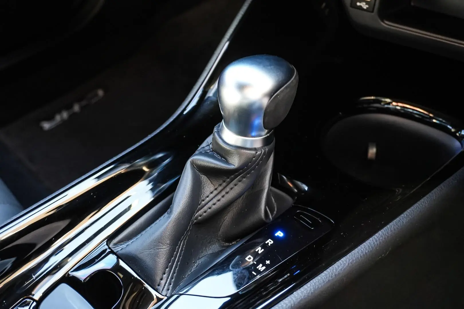 2021 Toyota C-HR Gallery Image 20