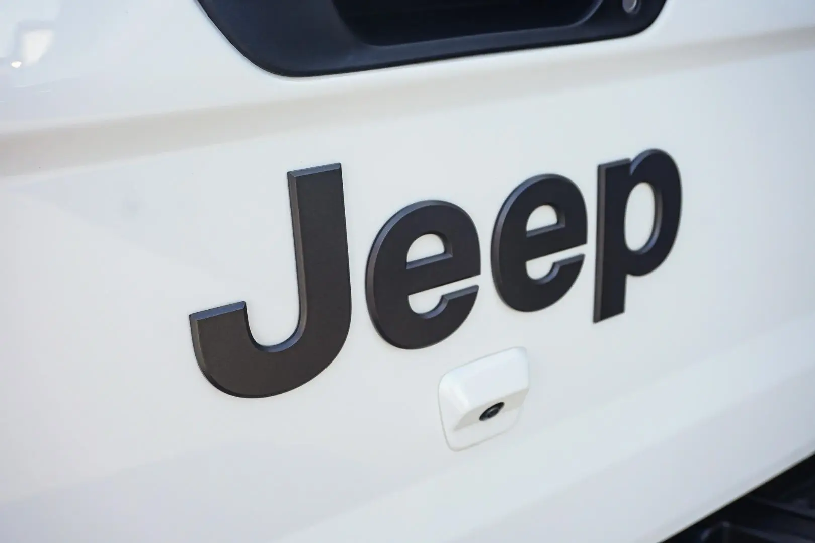 2021 Jeep Gladiator Gallery Image 15