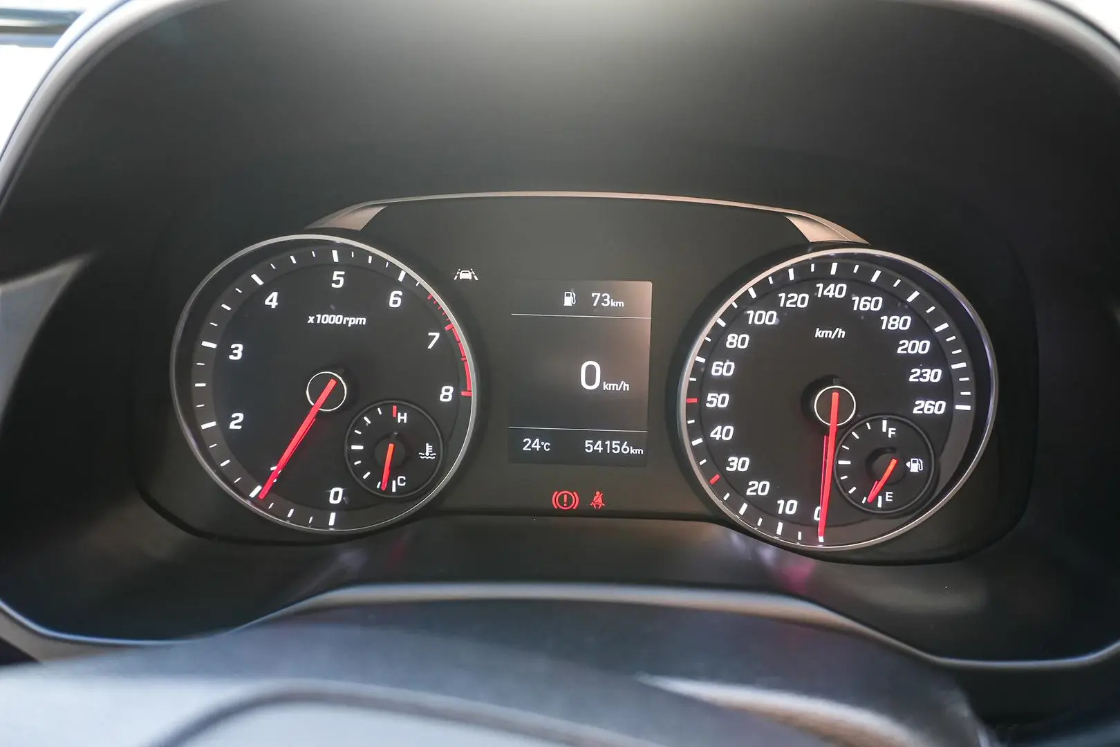 2019 Hyundai Elantra Gallery Image 18