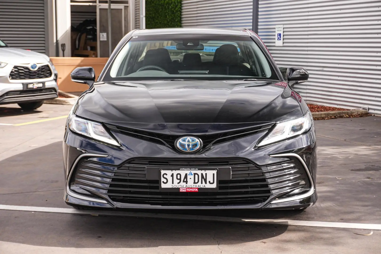 2022 Toyota Camry Gallery Image 5
