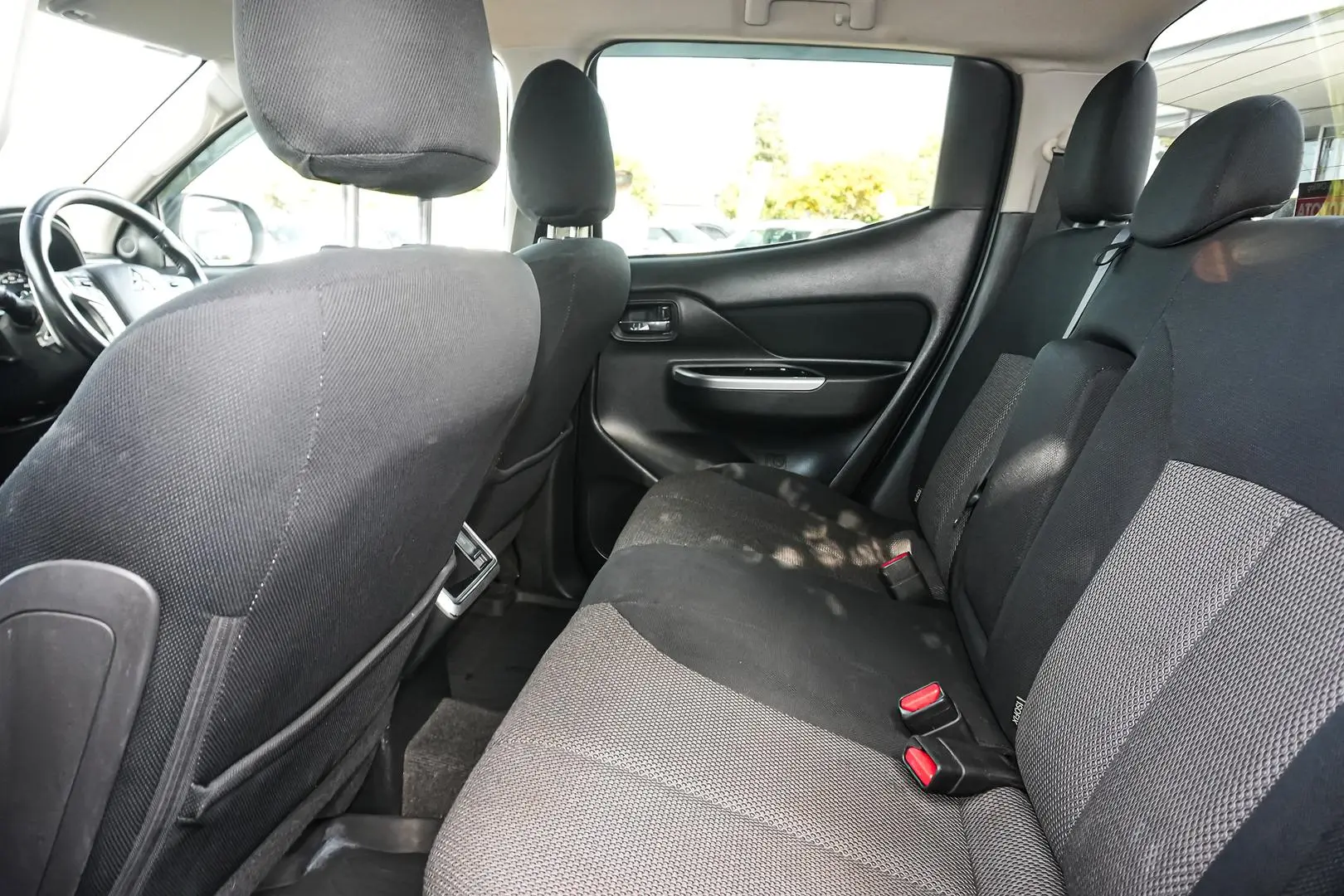 2019 Mitsubishi Triton Gallery Image 13