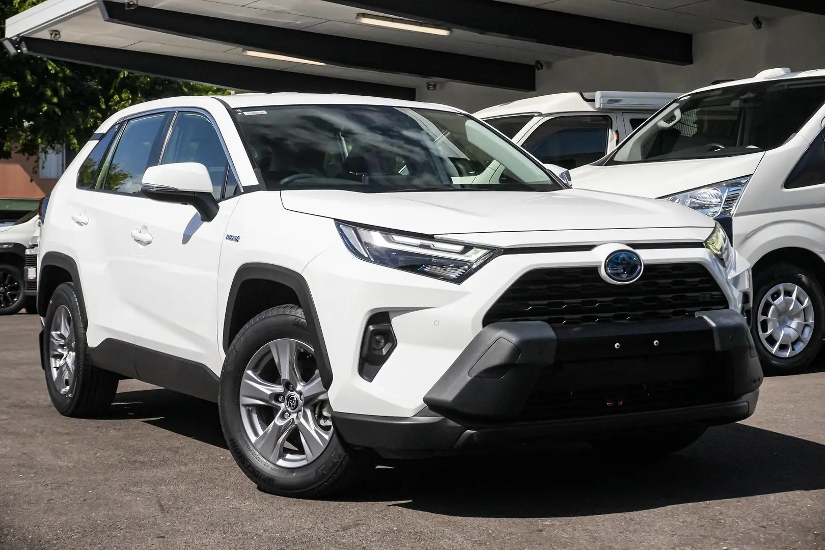 2022 Toyota RAV4 Gallery Image 2