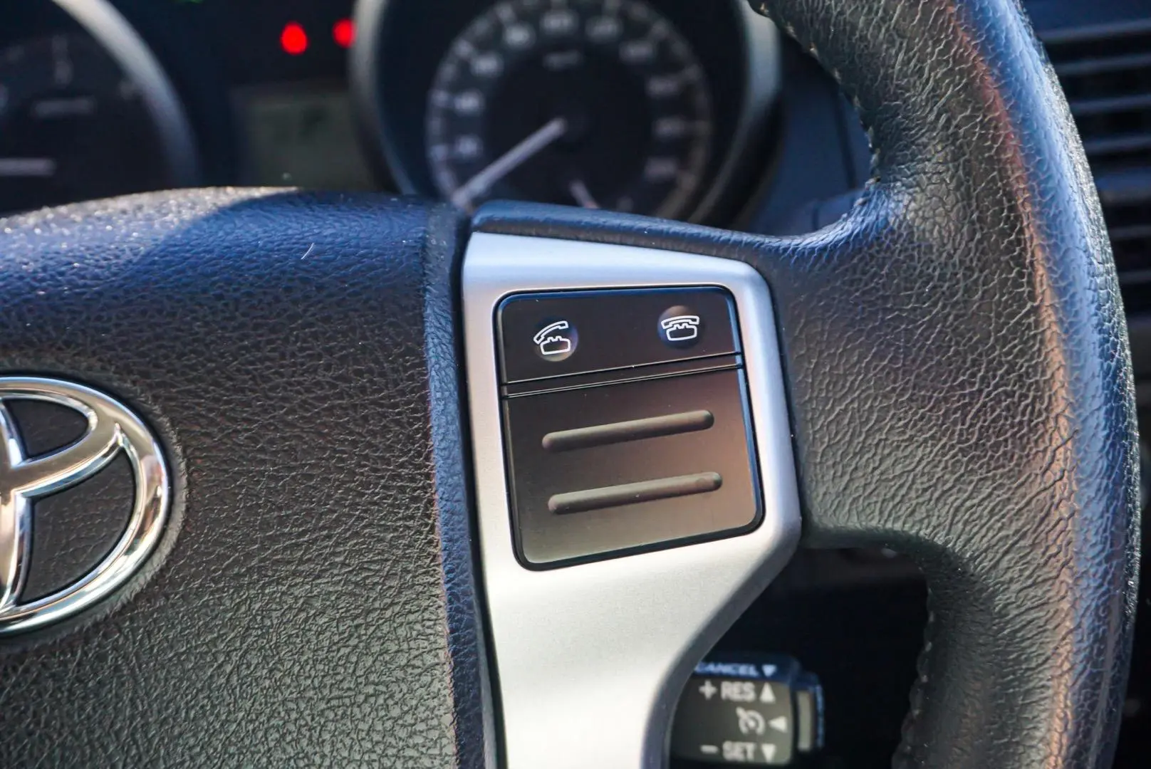 2016 Toyota Landcruiser Prado Gallery Image 20