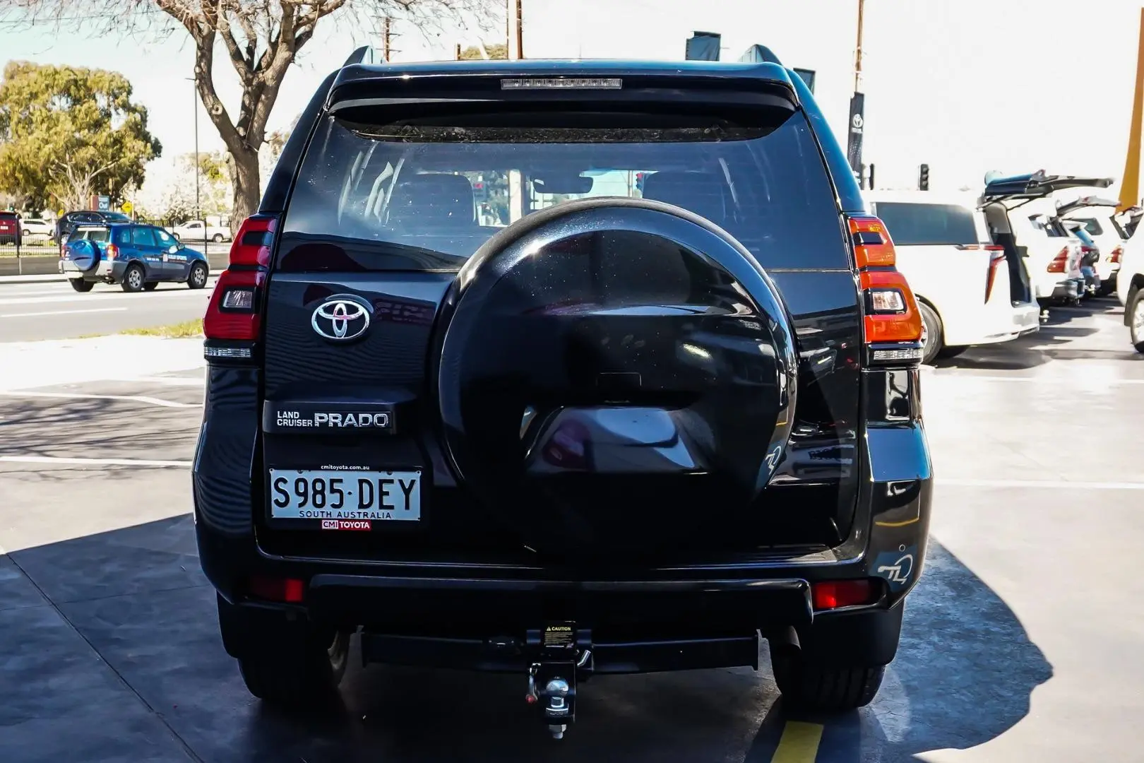 2018 Toyota Landcruiser Prado Gallery Image 6