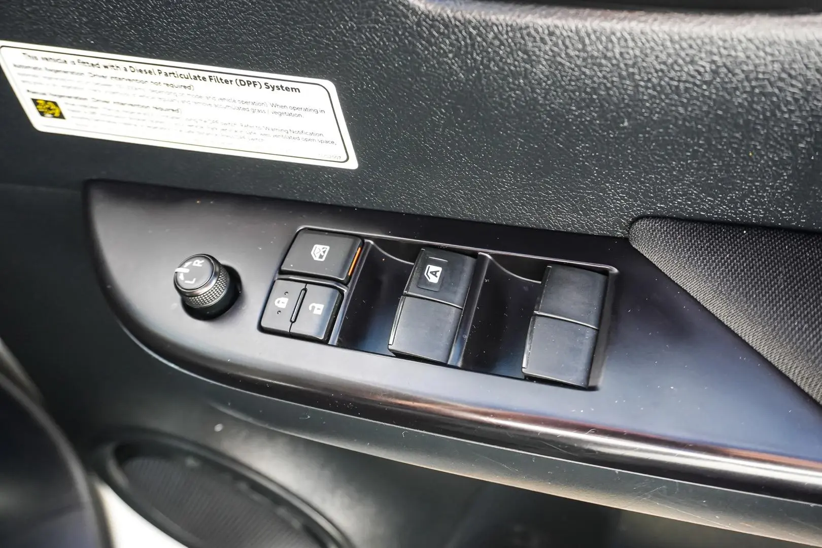 2021 Toyota Hilux Gallery Image 17