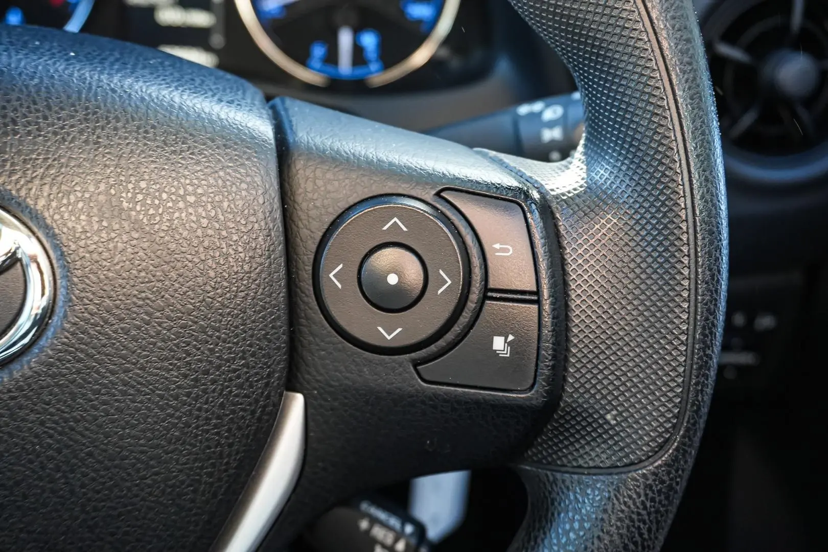 2018 Toyota Corolla Gallery Image 18